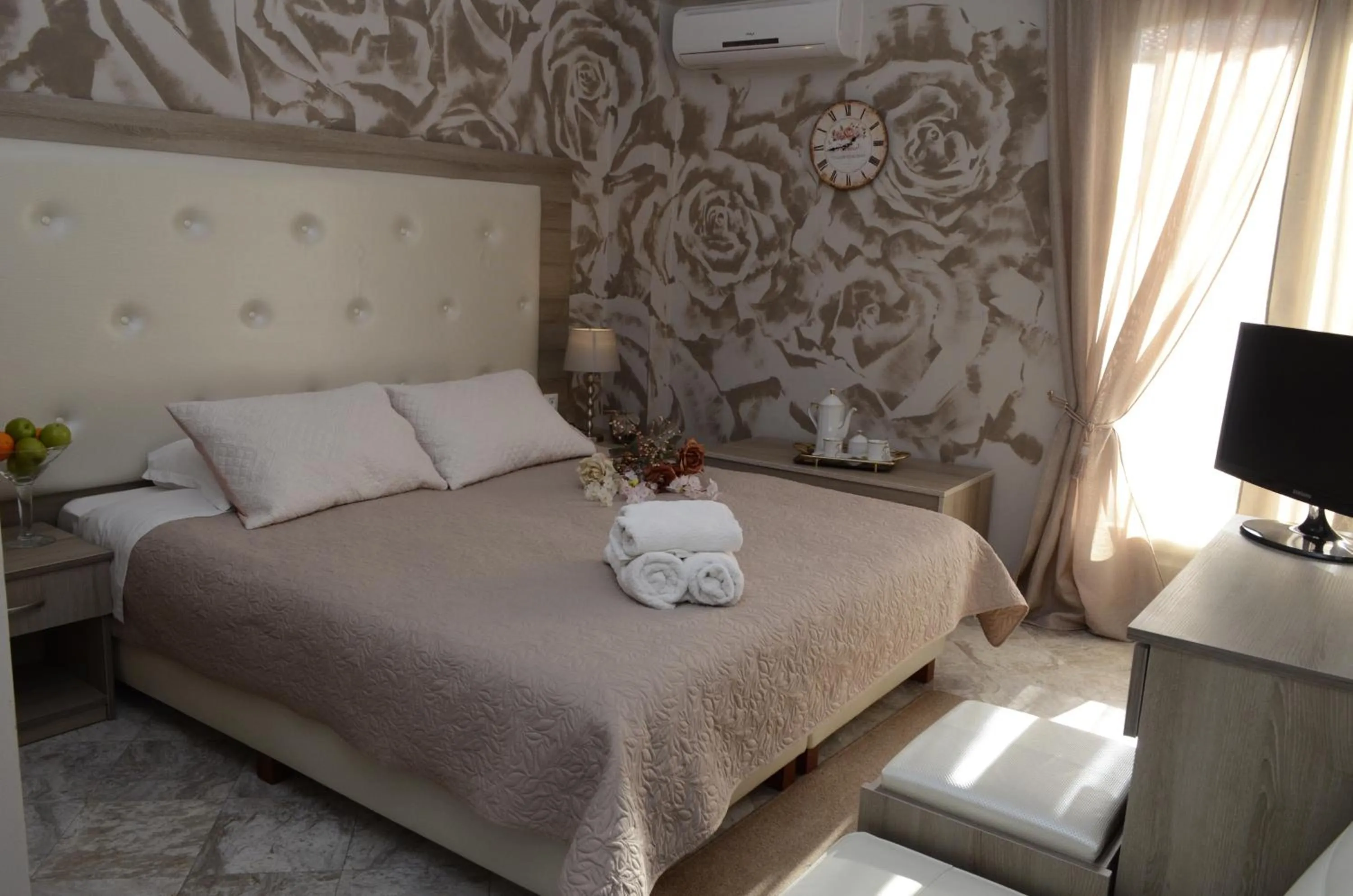 bunk bed, Bed in Hotel Atlantis