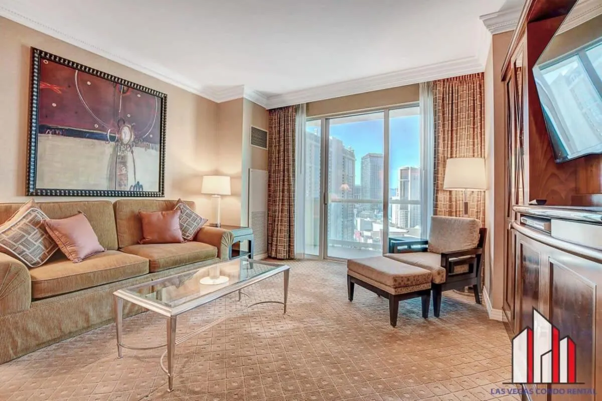 Signature 2Br3Ba F1 View Balcony Ste 21-701 and 03