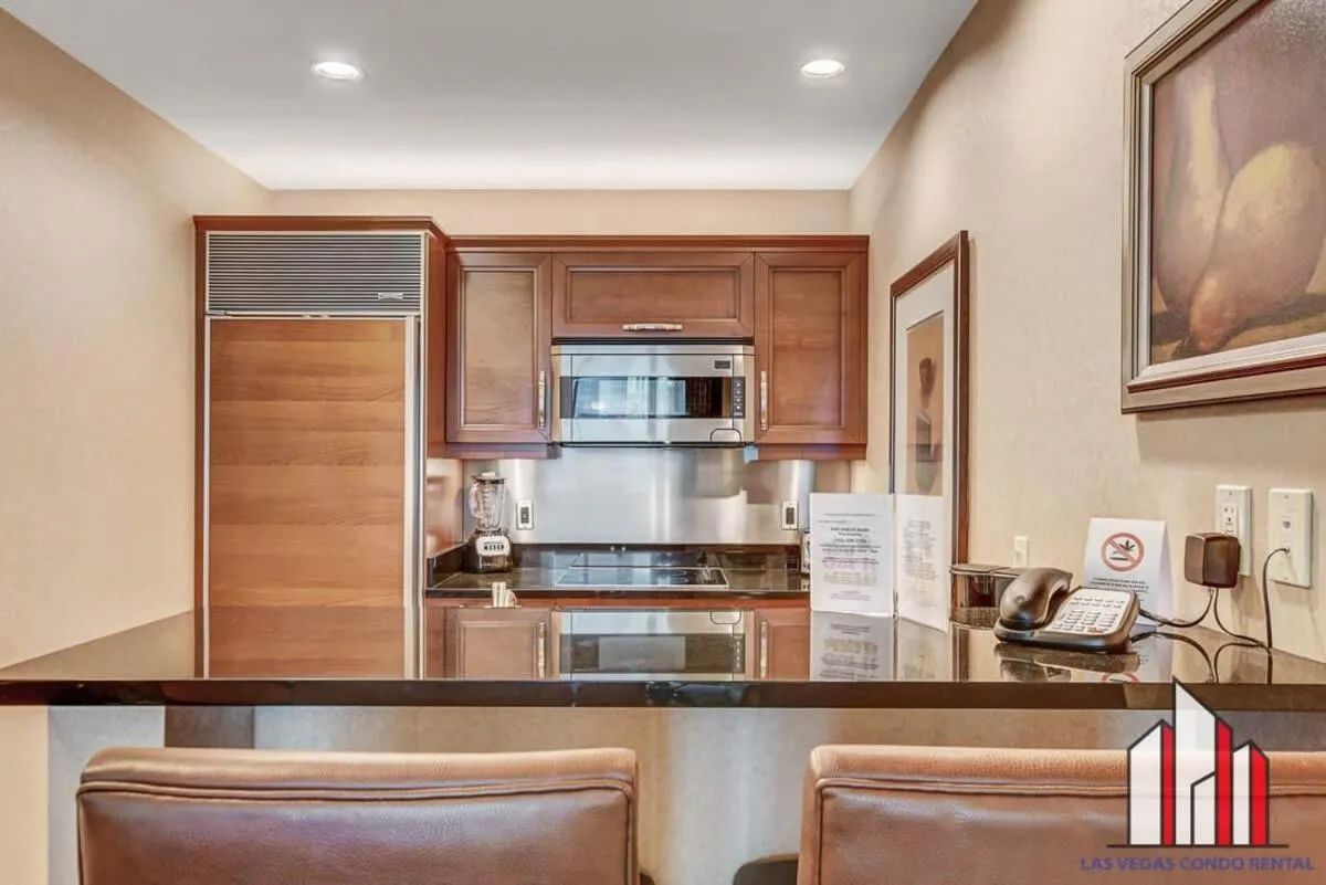 Signature 2Br3Ba F1 View Balcony Ste 21-701 and 03