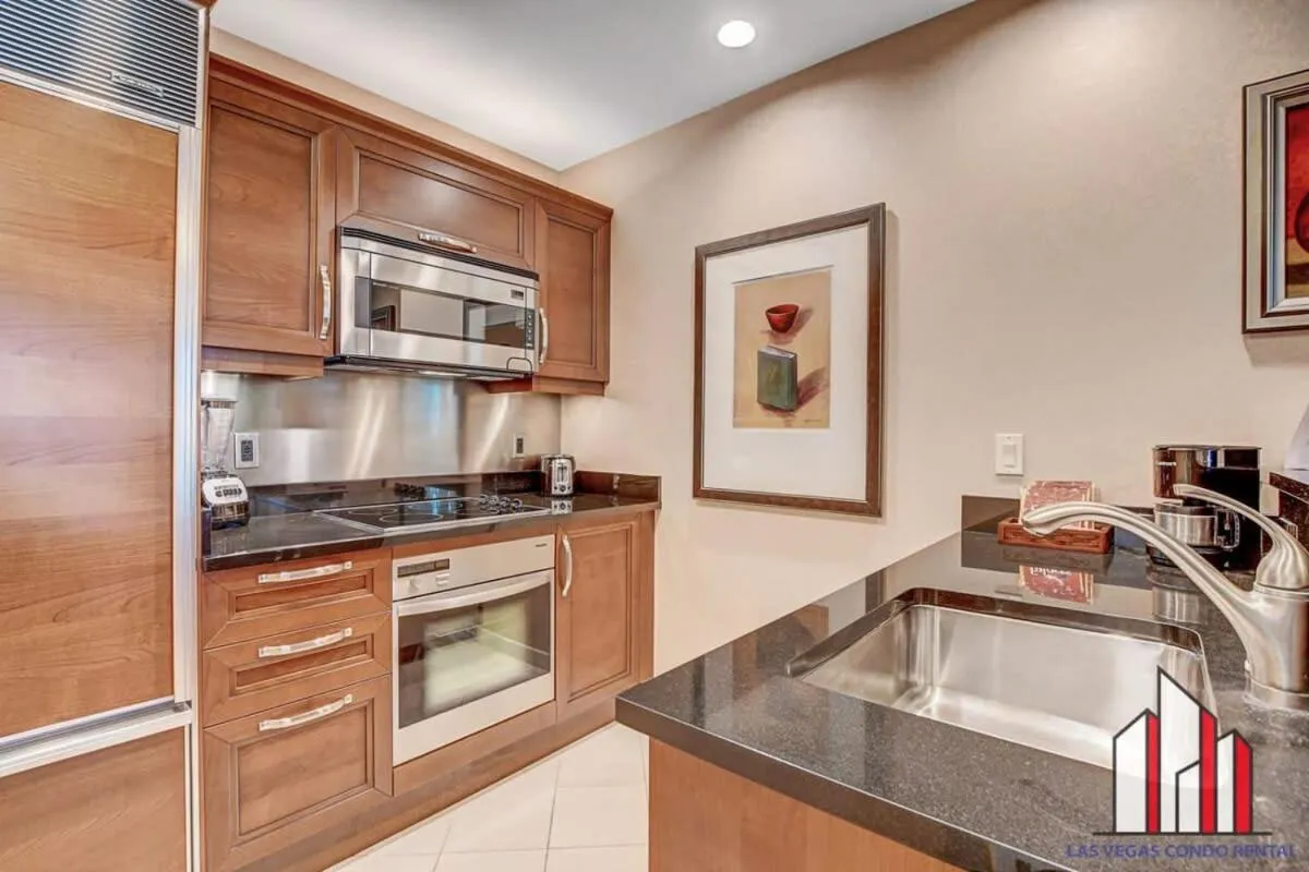 Signature 2Br3Ba F1 View Balcony Ste 21-701 and 03