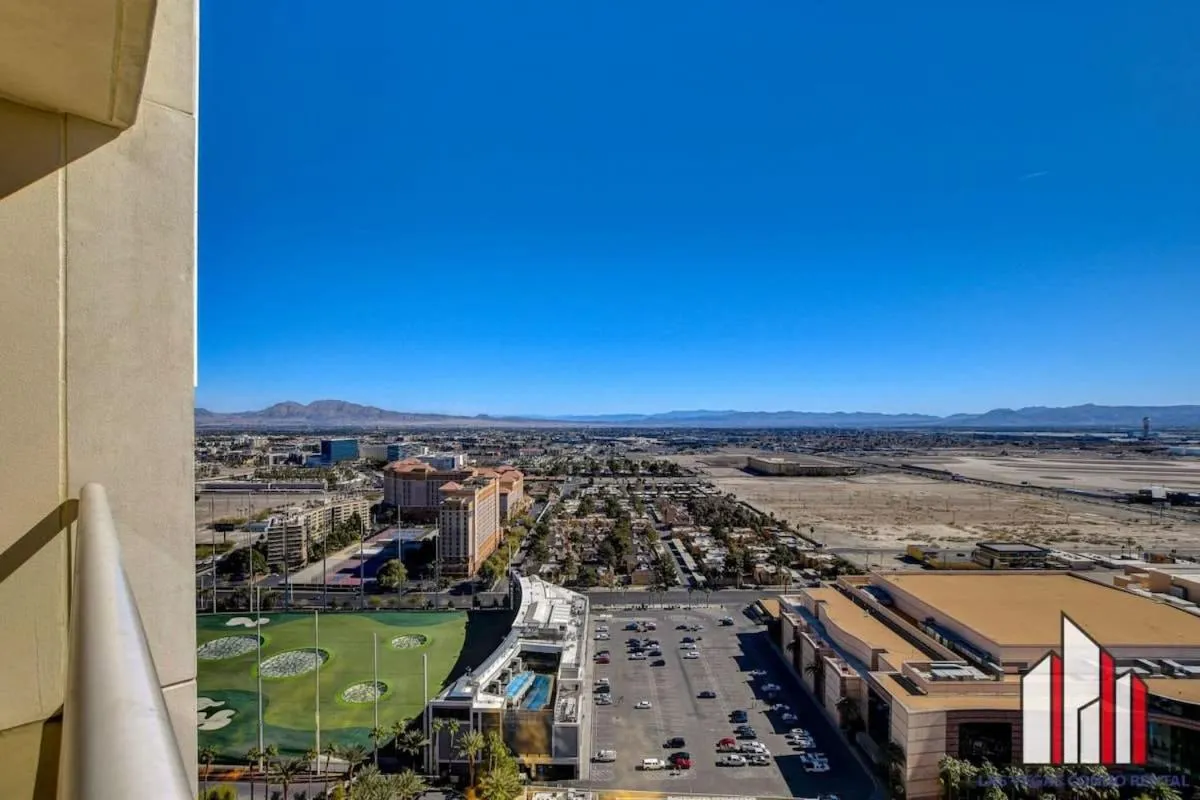 Signature 2Br3Ba balcony combo units 16-702 and 04