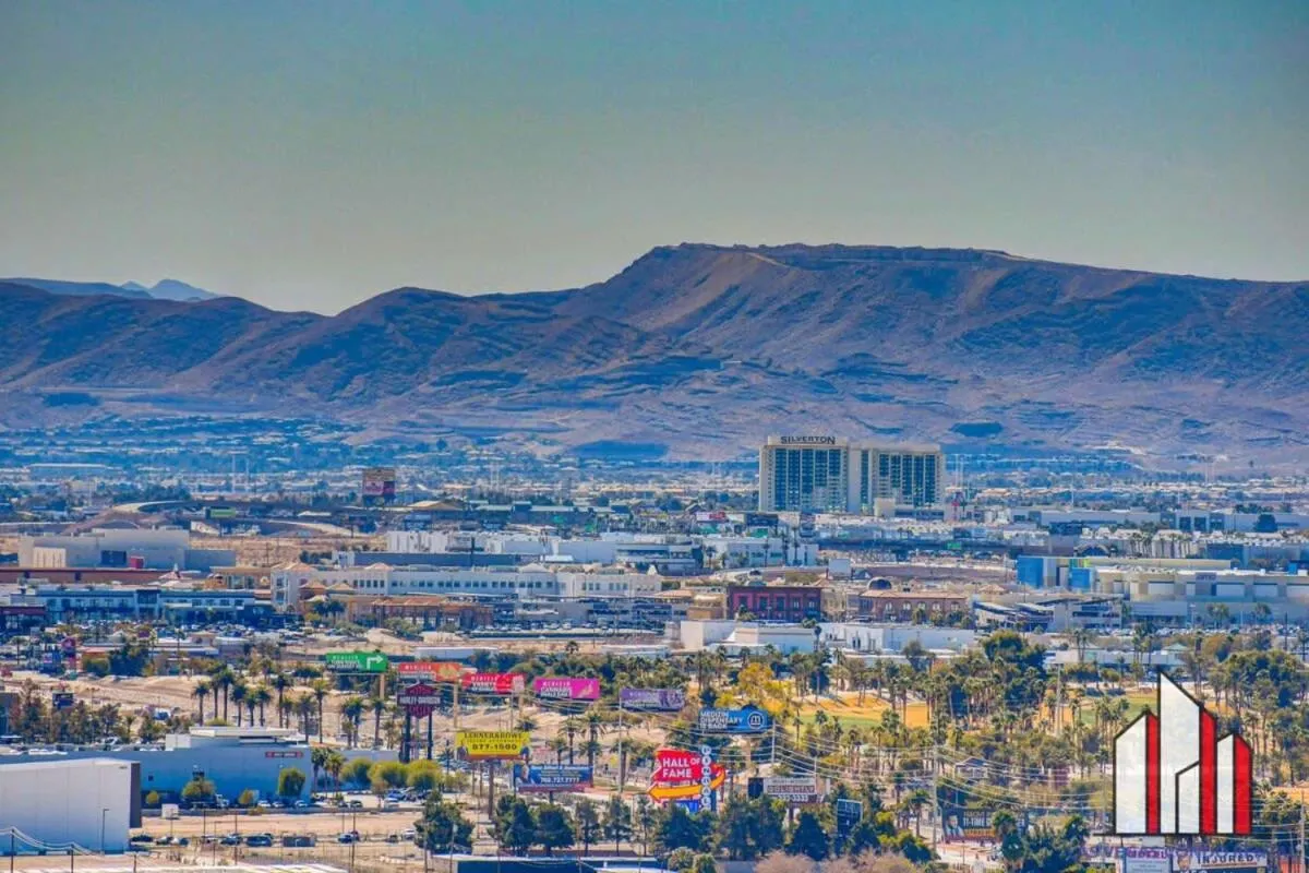 Signature 2Br3Ba balcony combo units 16-702 and 04