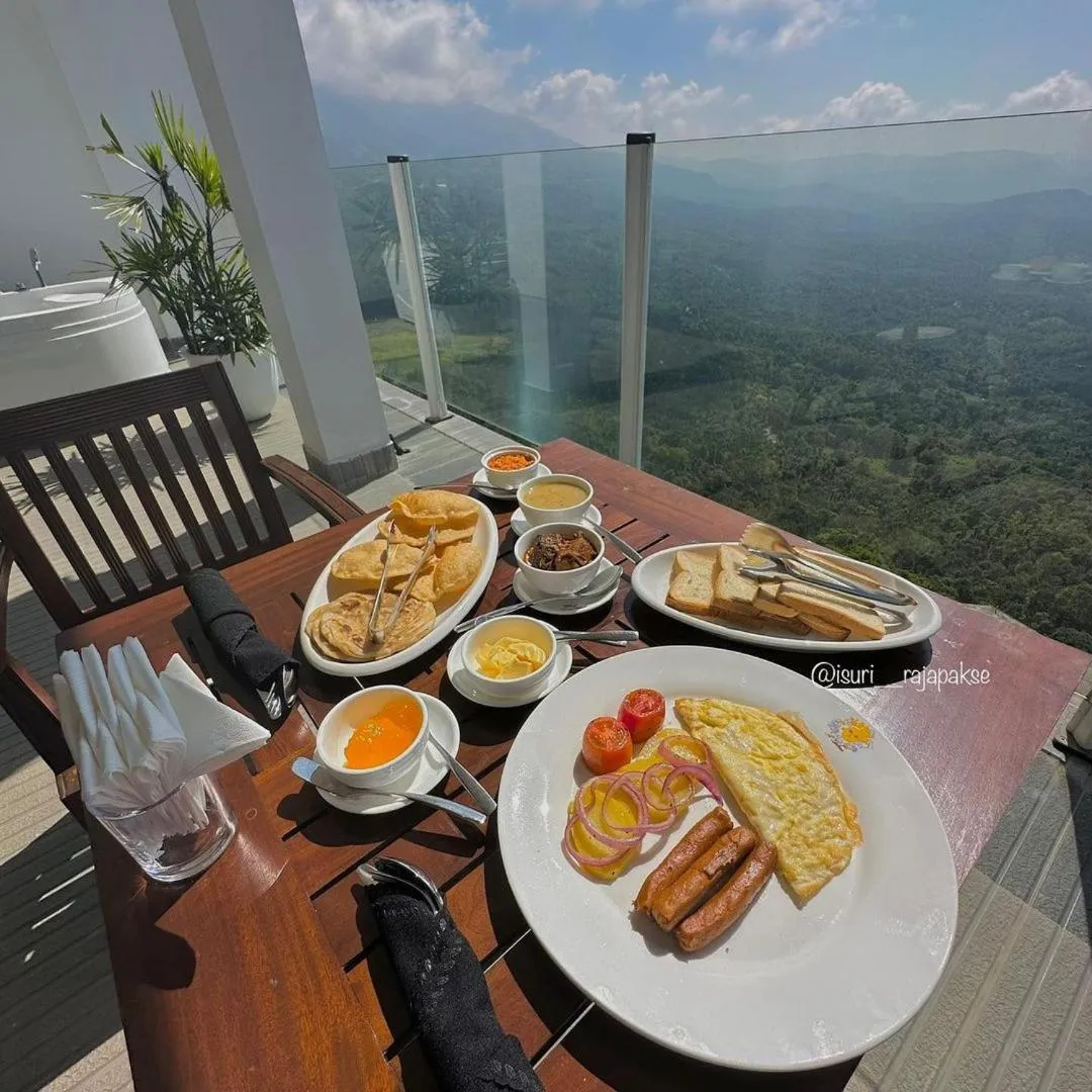 Food and drinks in A'Lankaa Resorts & Spa