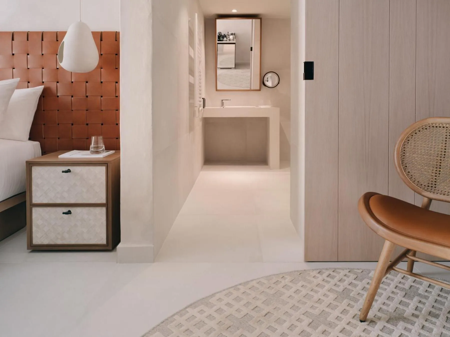 acessibility, Bed in Mondrian Ibiza