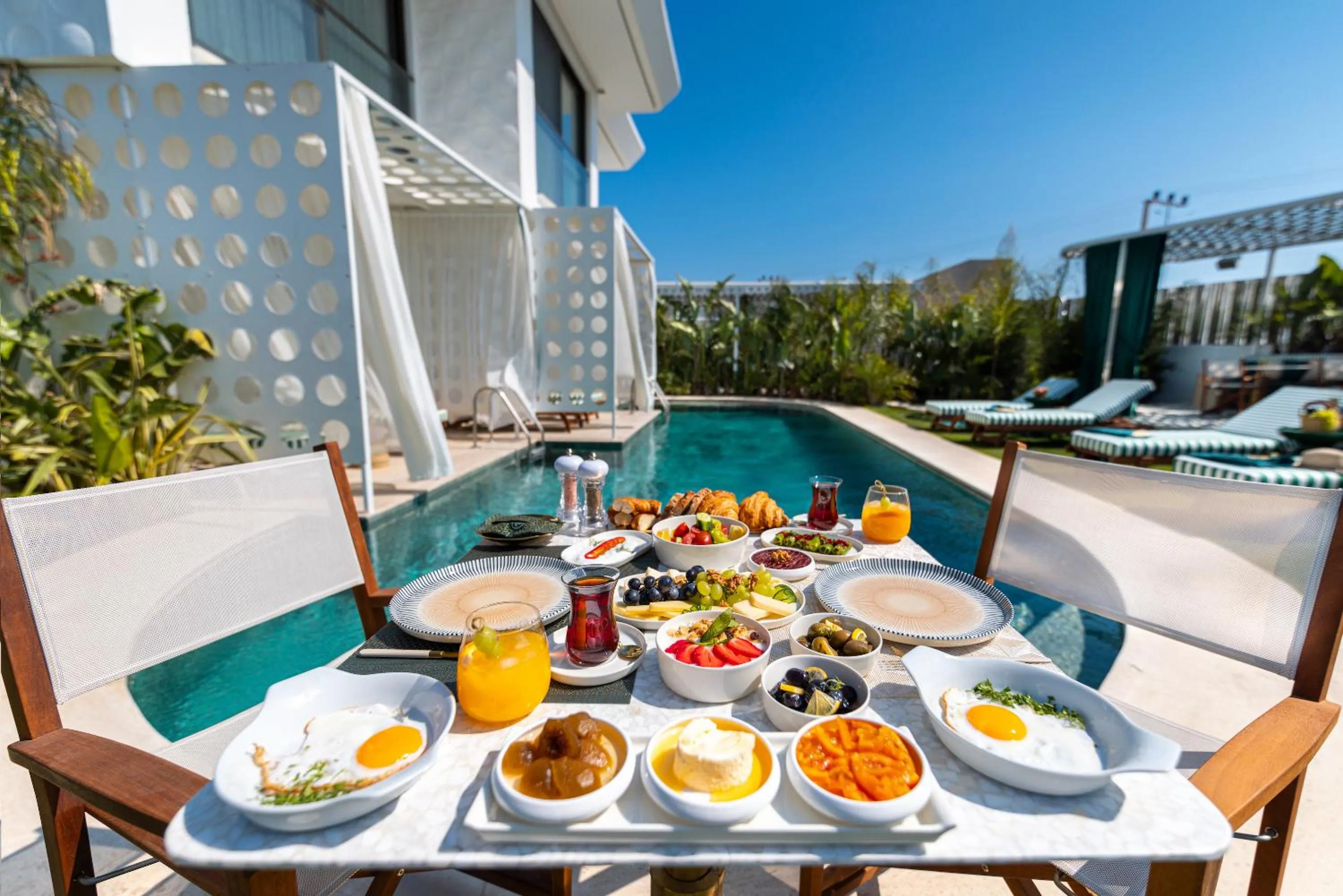 Food and drinks in Voger Alaçatı Prive