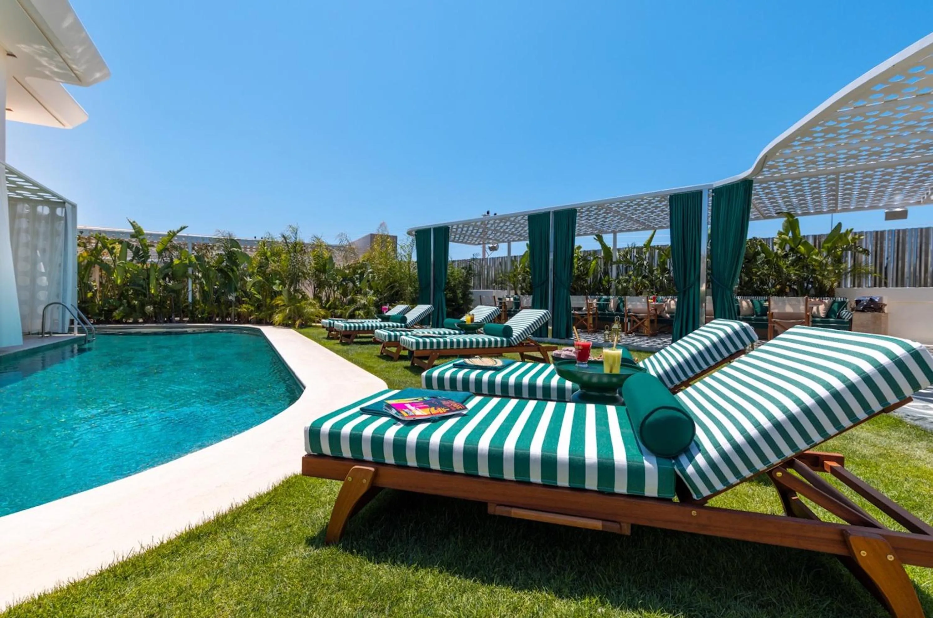 sunbed in Voger Alaçatı Prive