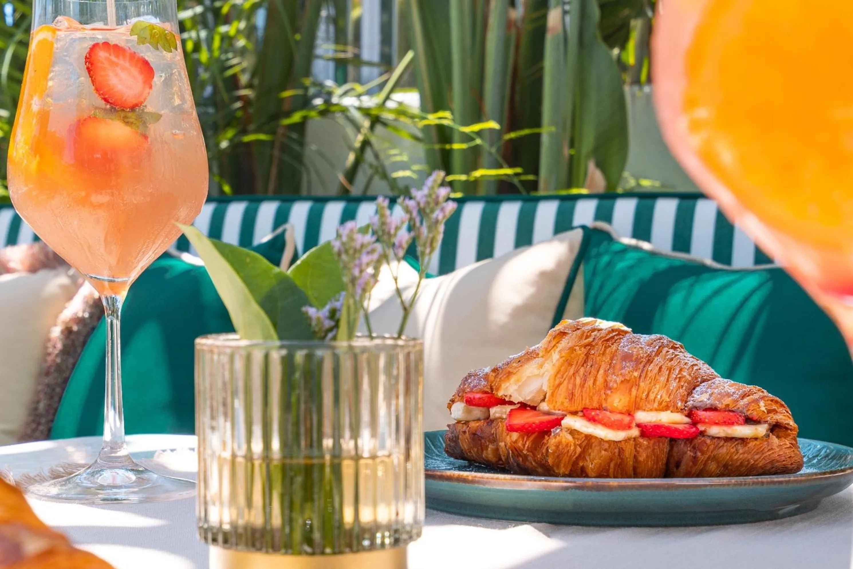 Food and drinks in Voger Alaçatı Prive