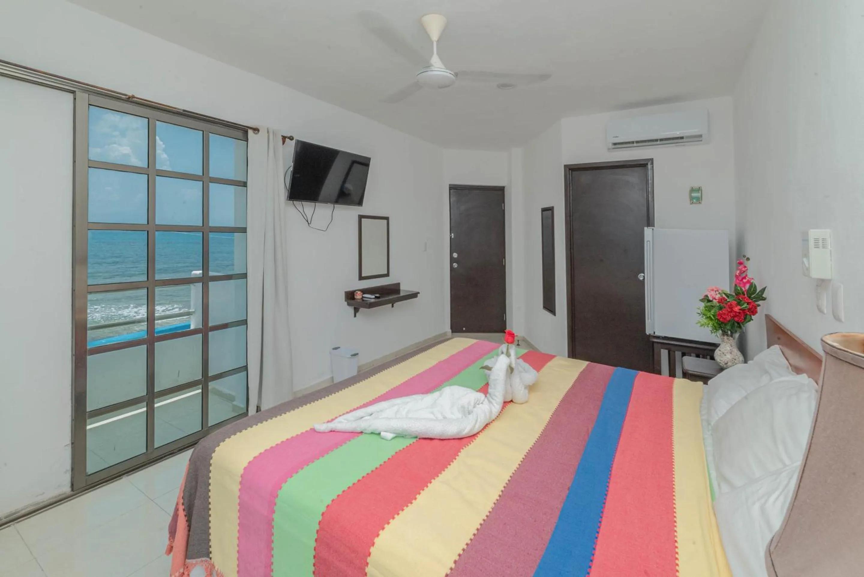 Bed in Hotel La Trigueña