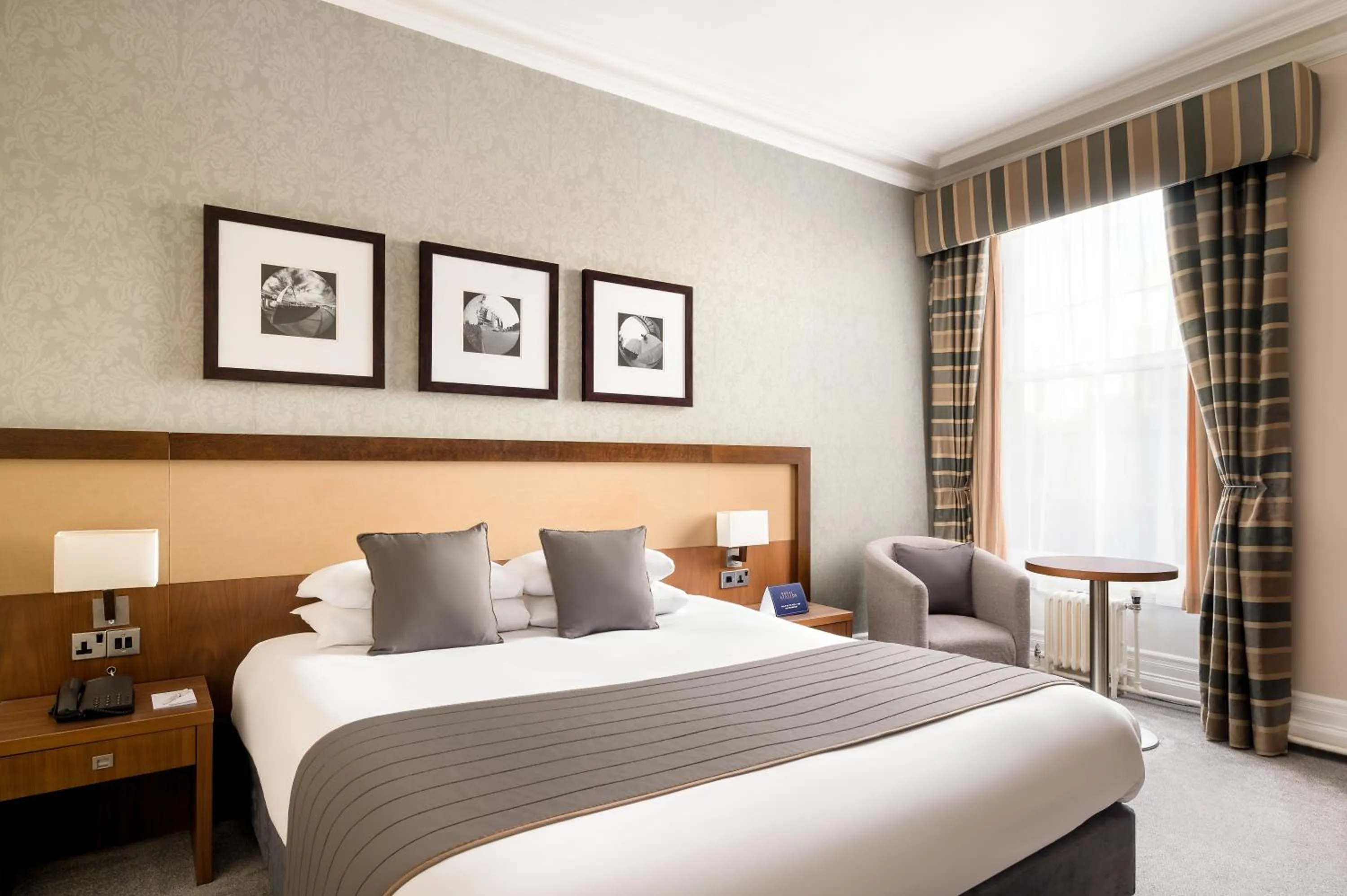 Bedroom, Bed in Royal Station Hotel- Part of the Cairn Collection