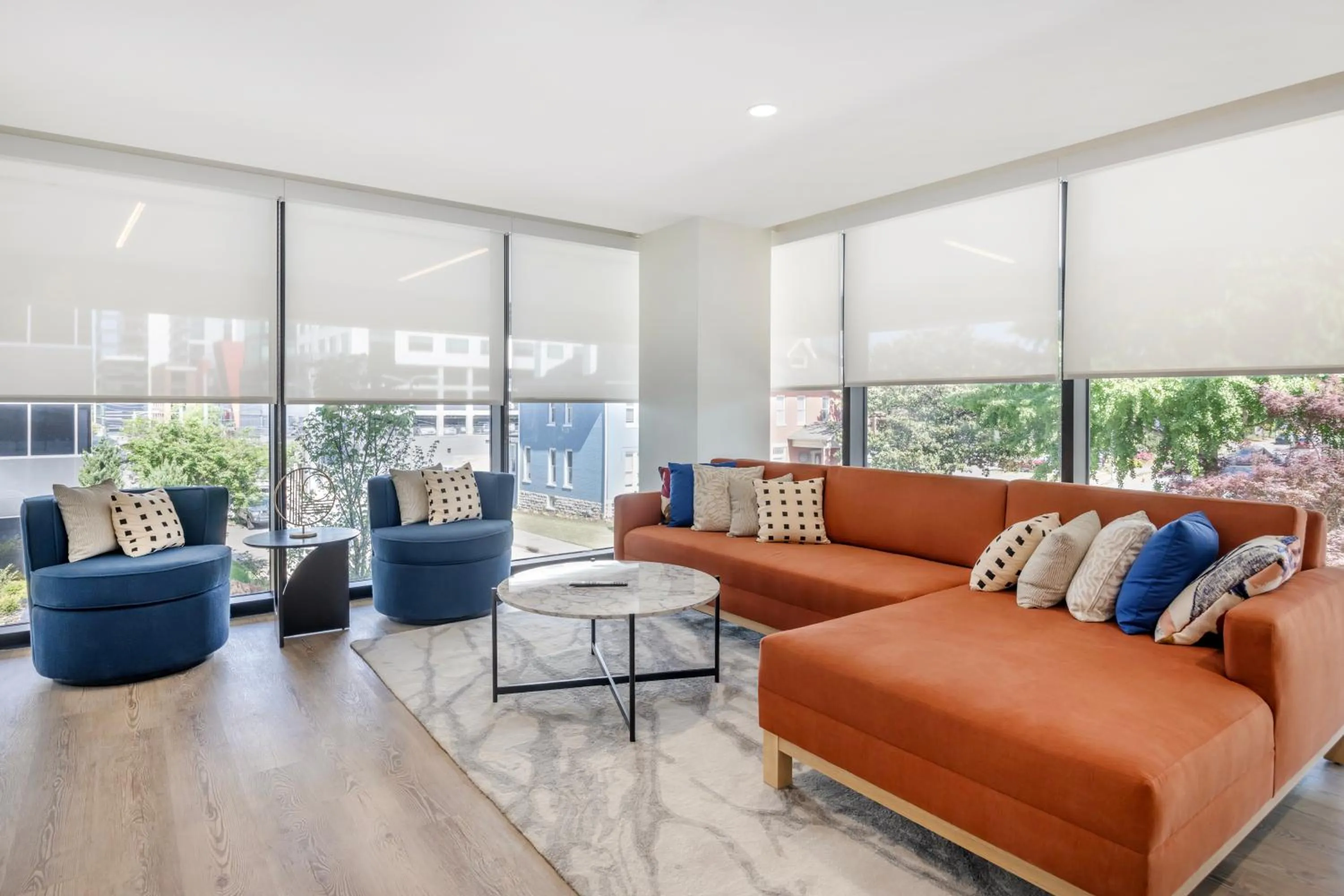 Living room in Motif Nashville's Hotel on Music Row