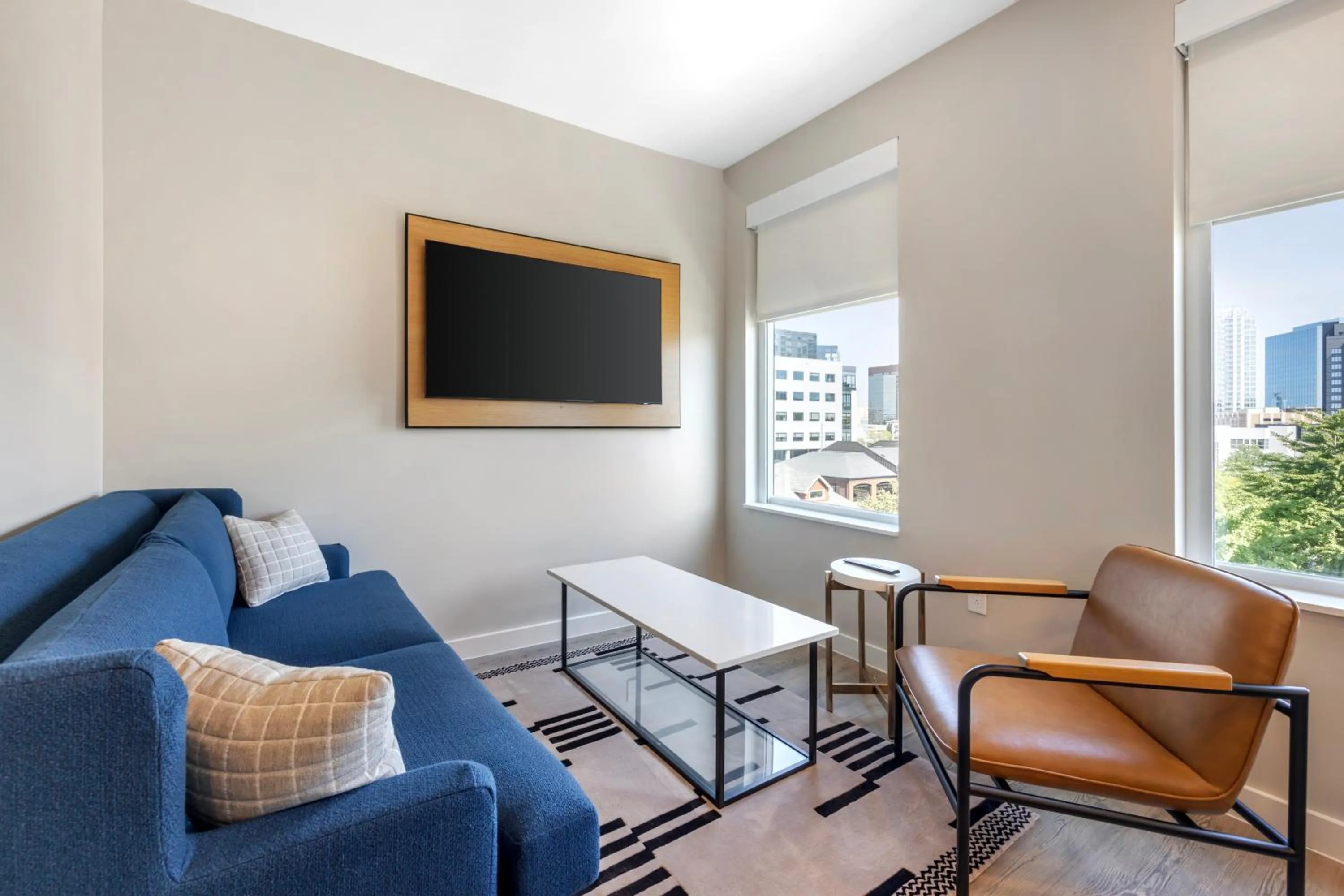 Living room in Motif Nashville's Hotel on Music Row