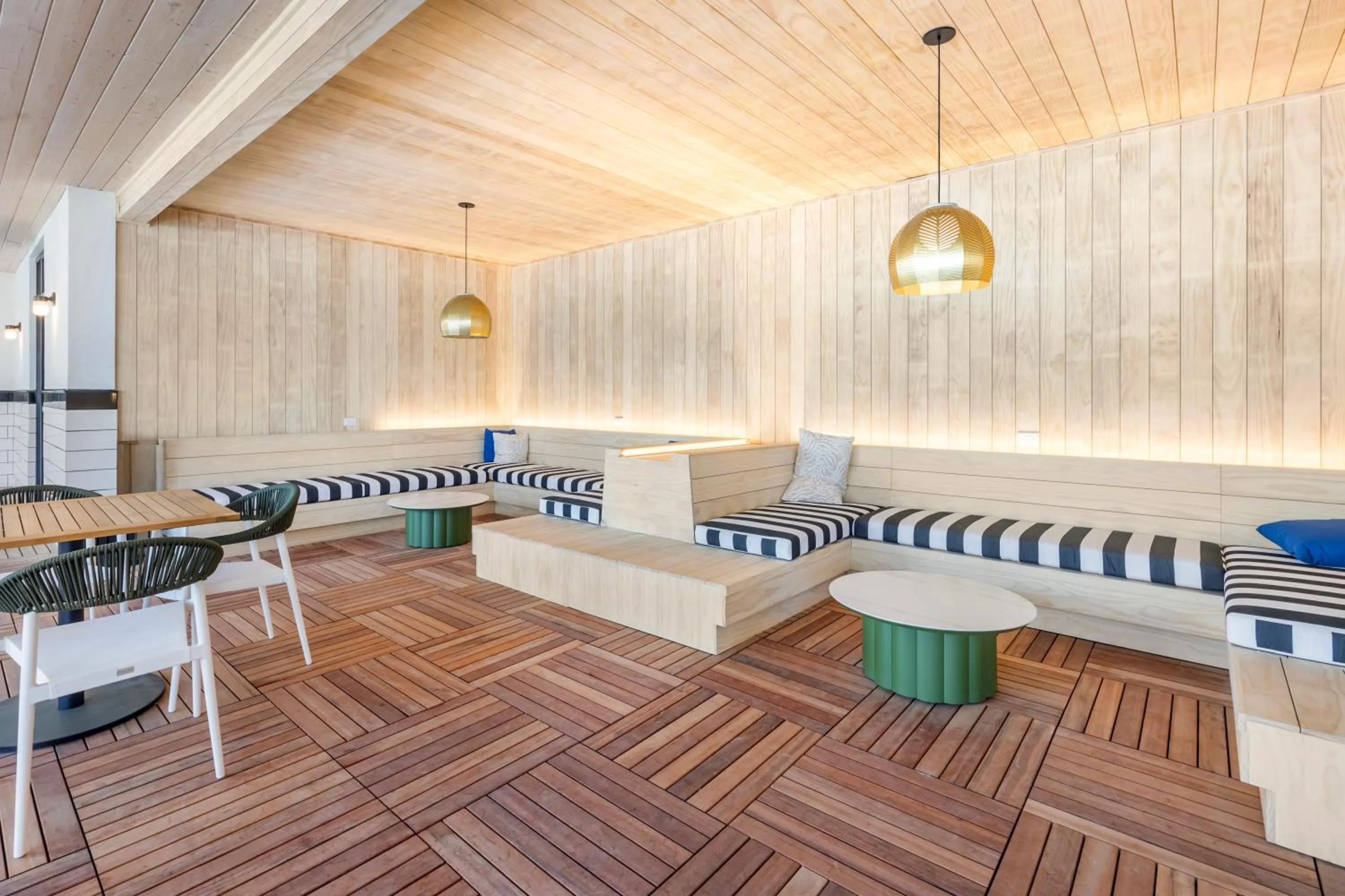 Swimming pool in Motif Nashville's Hotel on Music Row