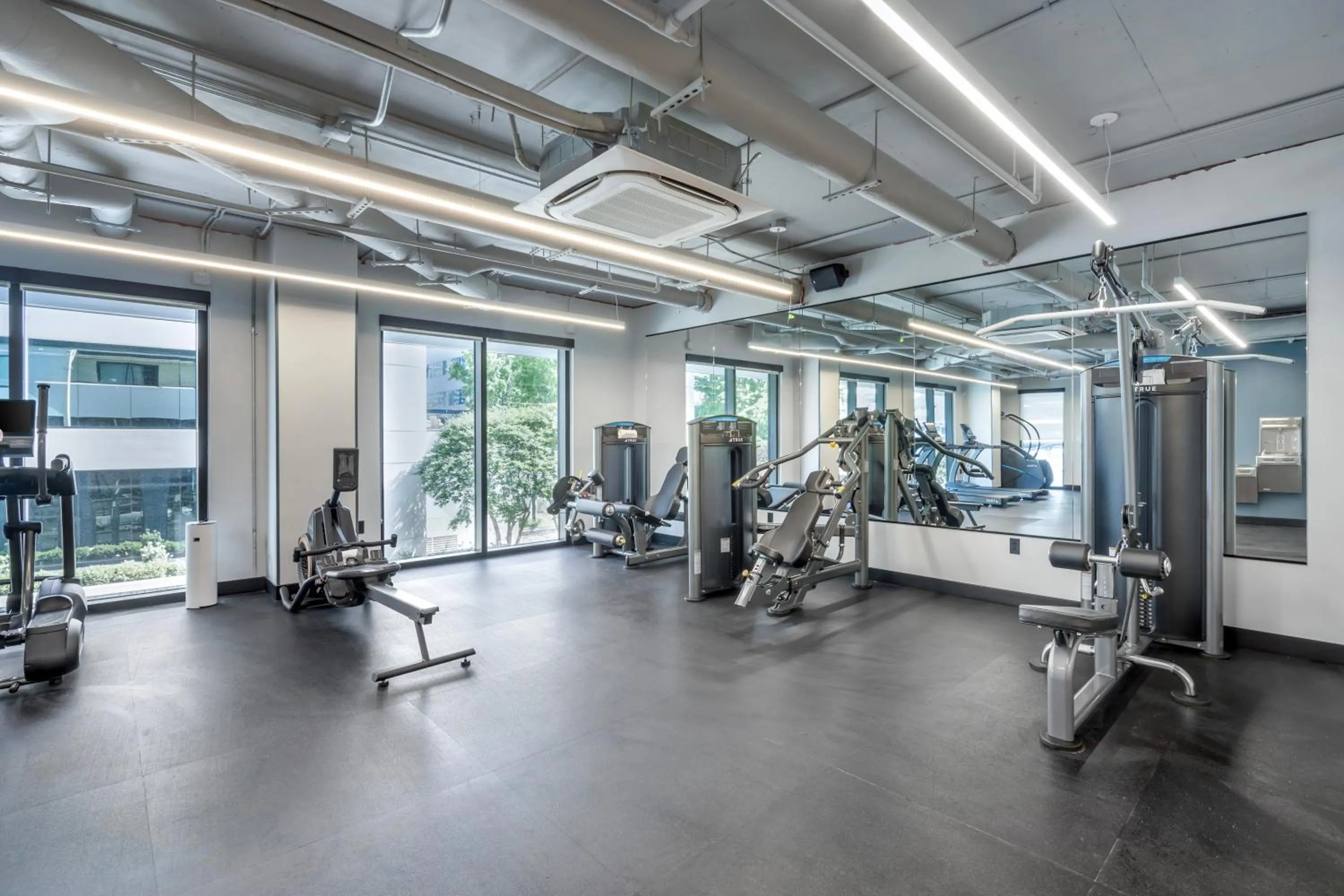 Fitness centre/facilities in Motif Nashville's Hotel on Music Row