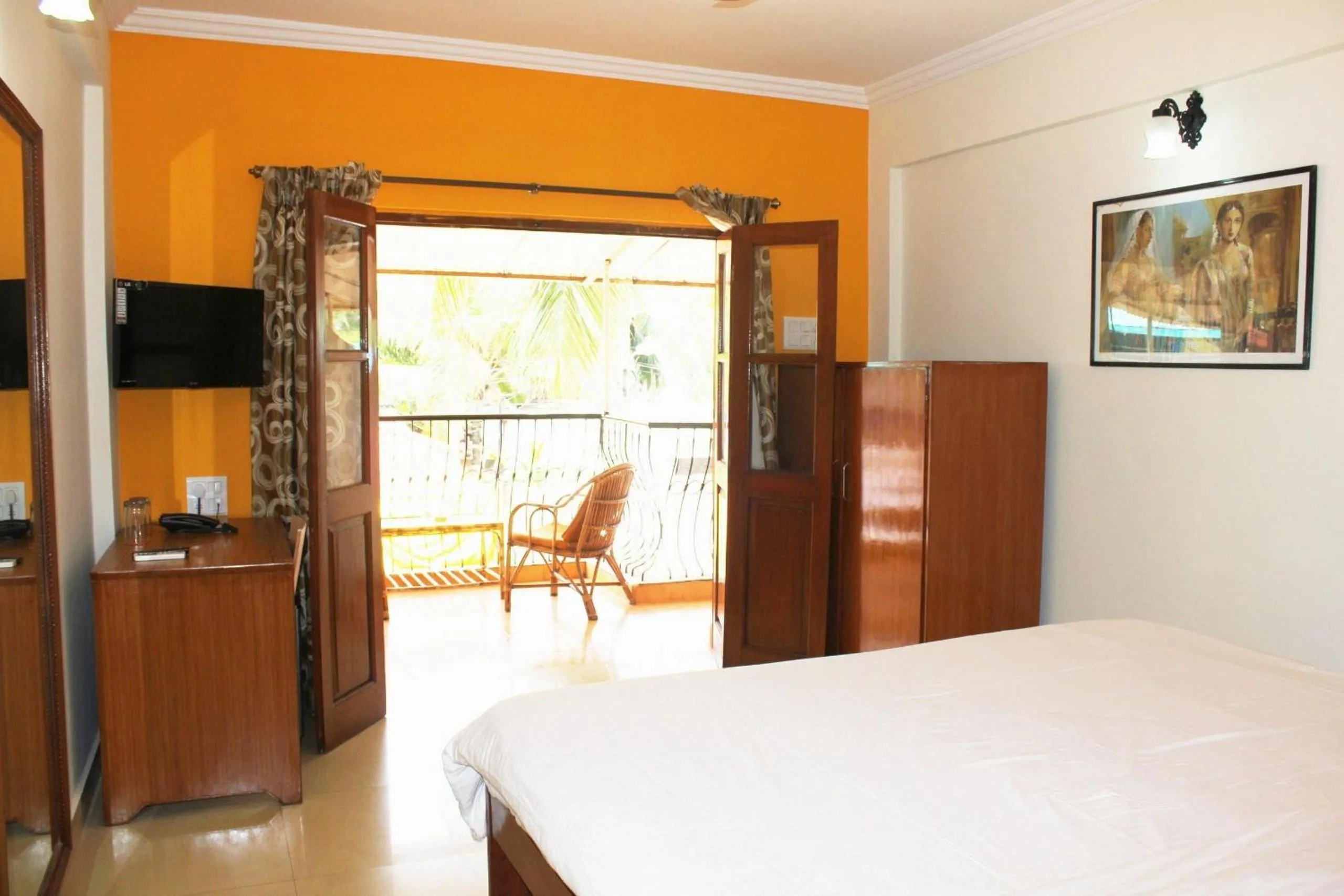 Seating area, Bed in Silver Sands Sunshine - Angaara