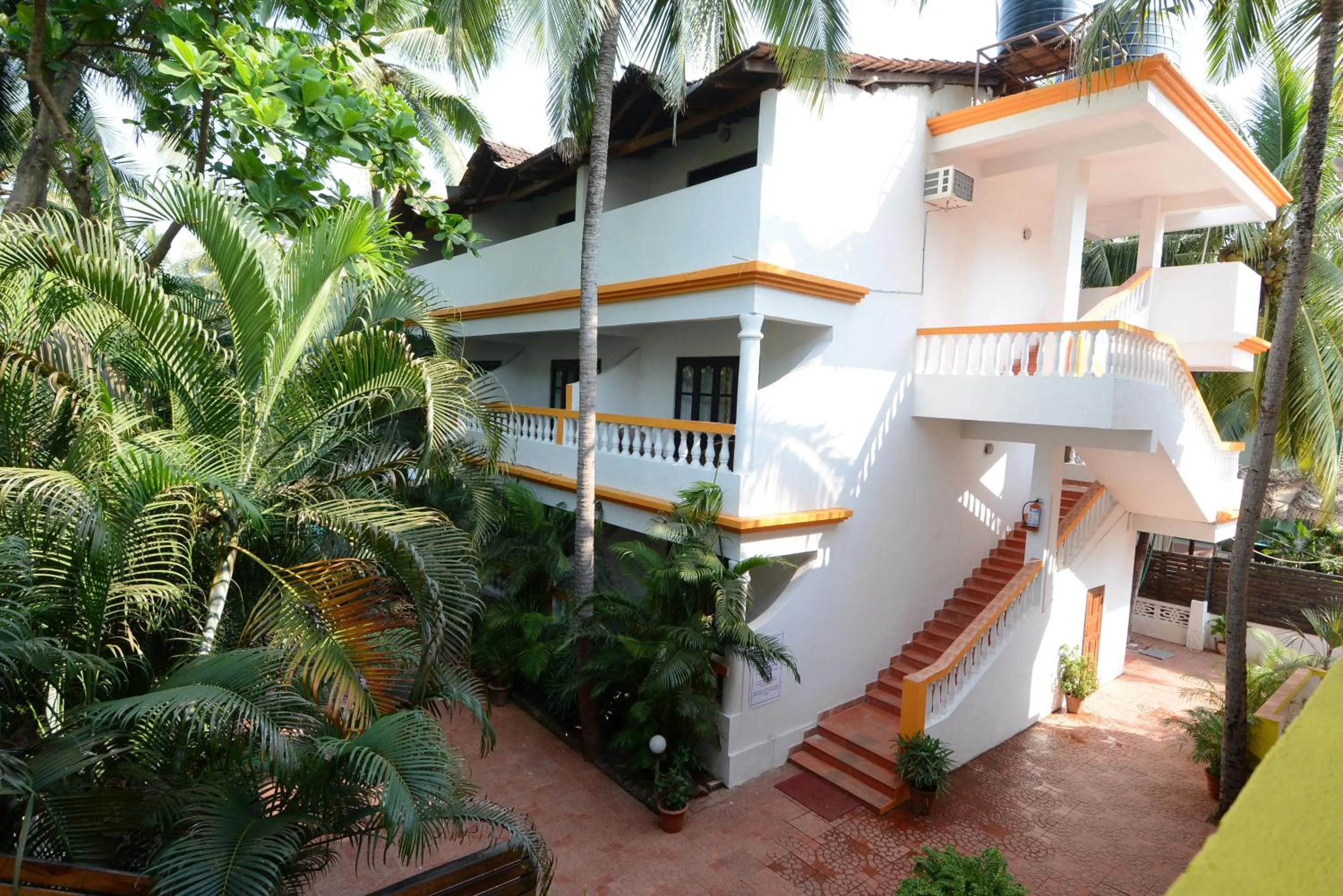 Property building in Silver Sands Sunshine - Angaara