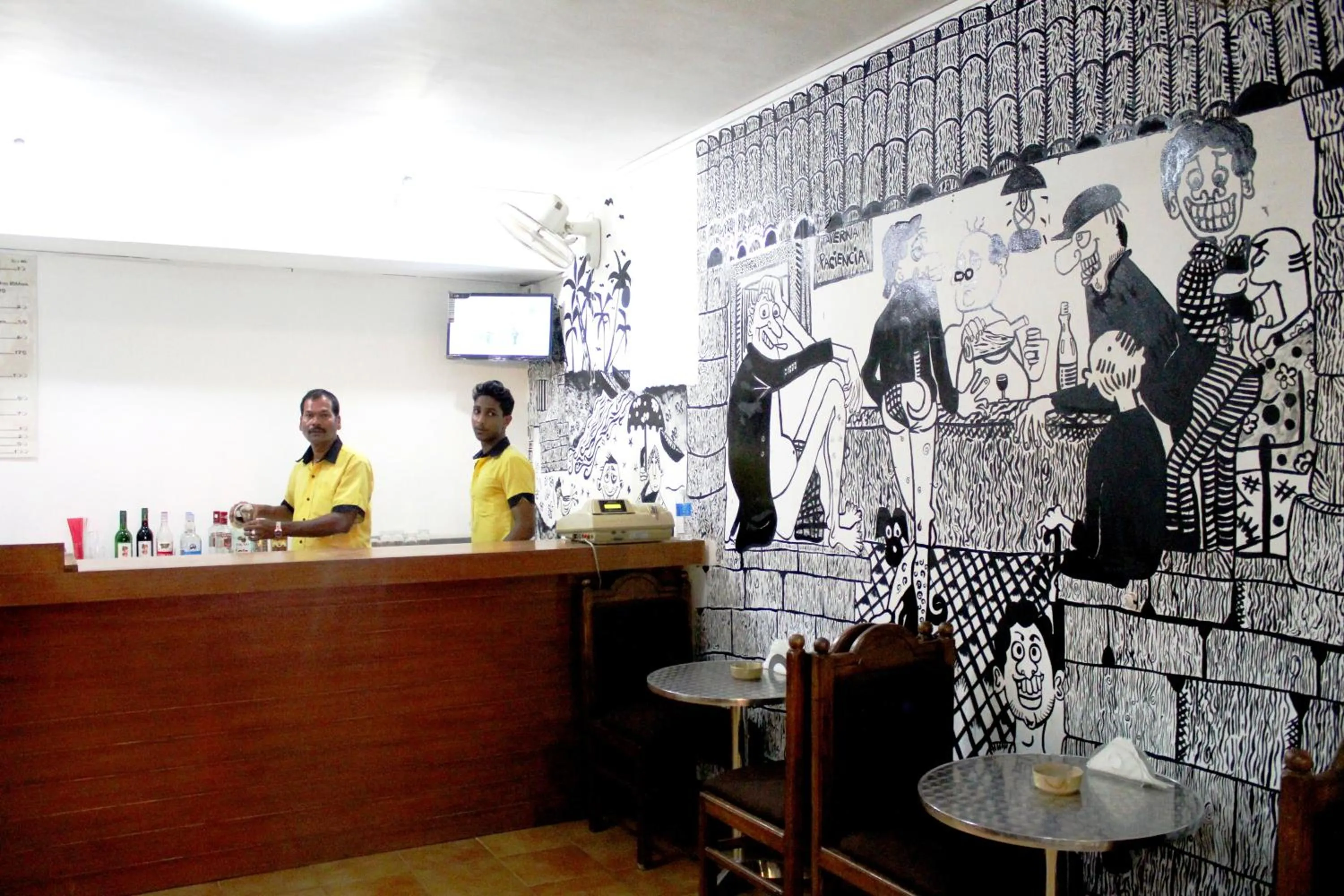 Restaurant/places to eat in Silver Sands Sunshine - Angaara