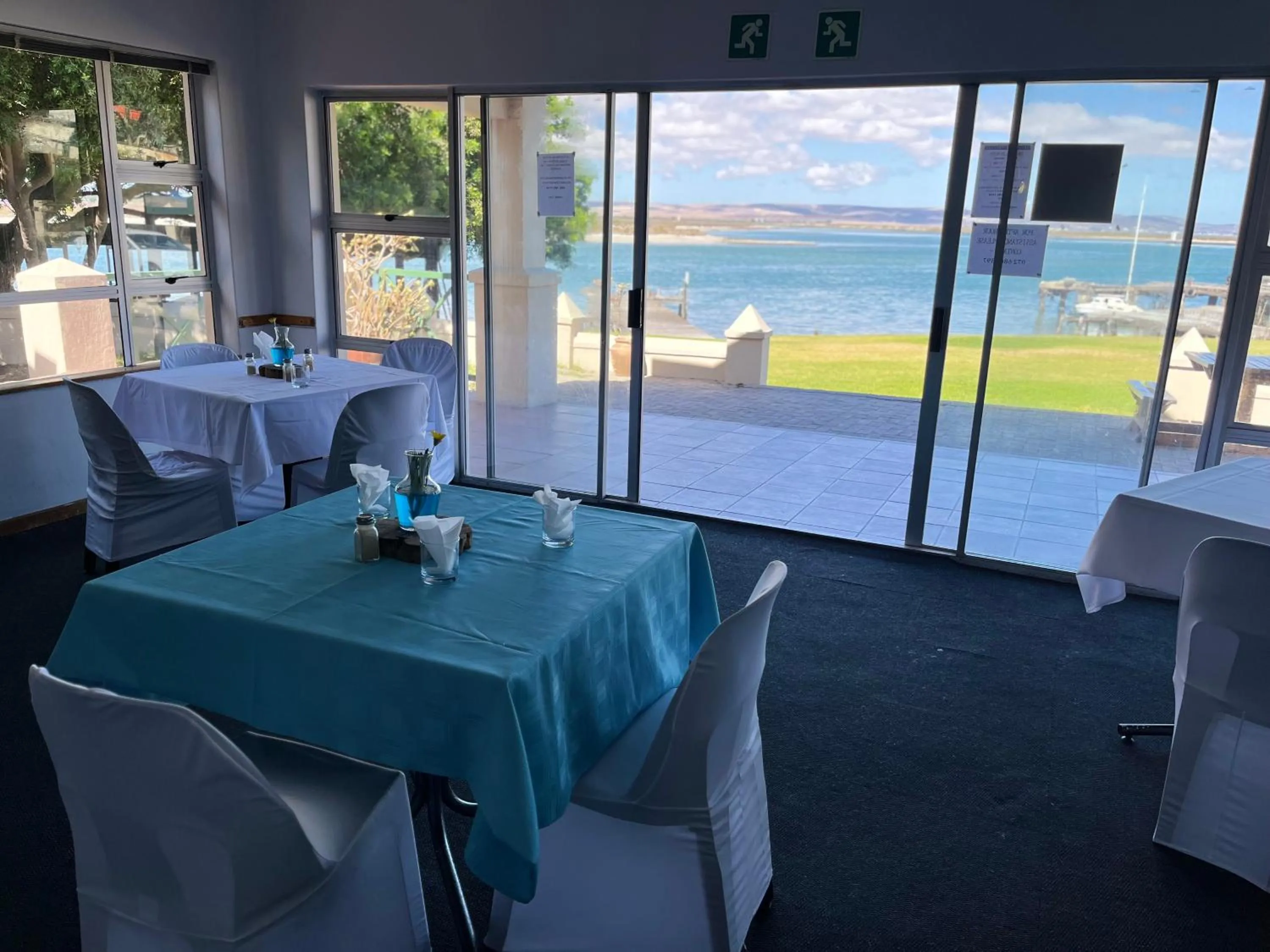 Restaurant/places to eat in Laaiplek Hotel