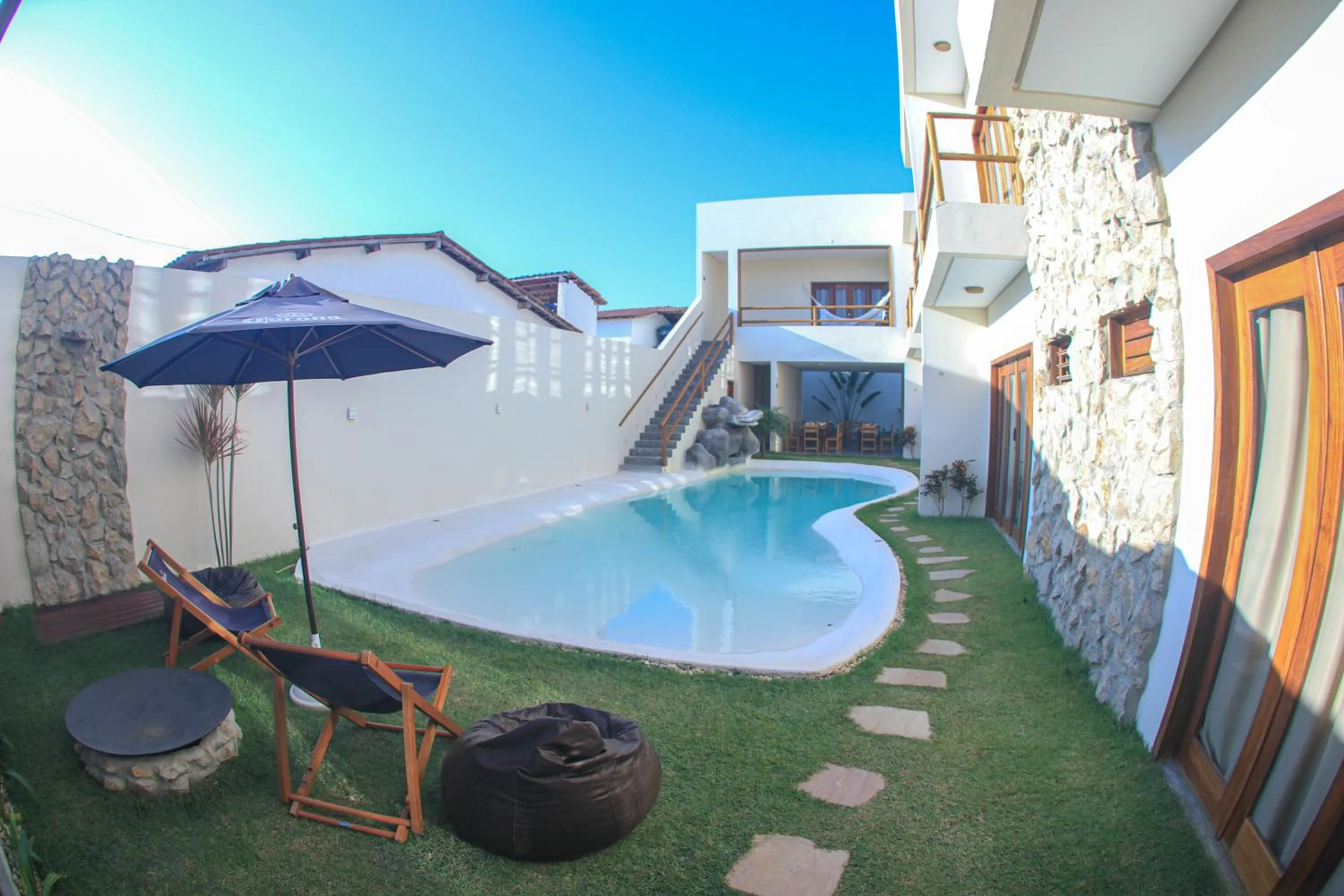 Swimming pool in Pousada Veleiro Kite Preá