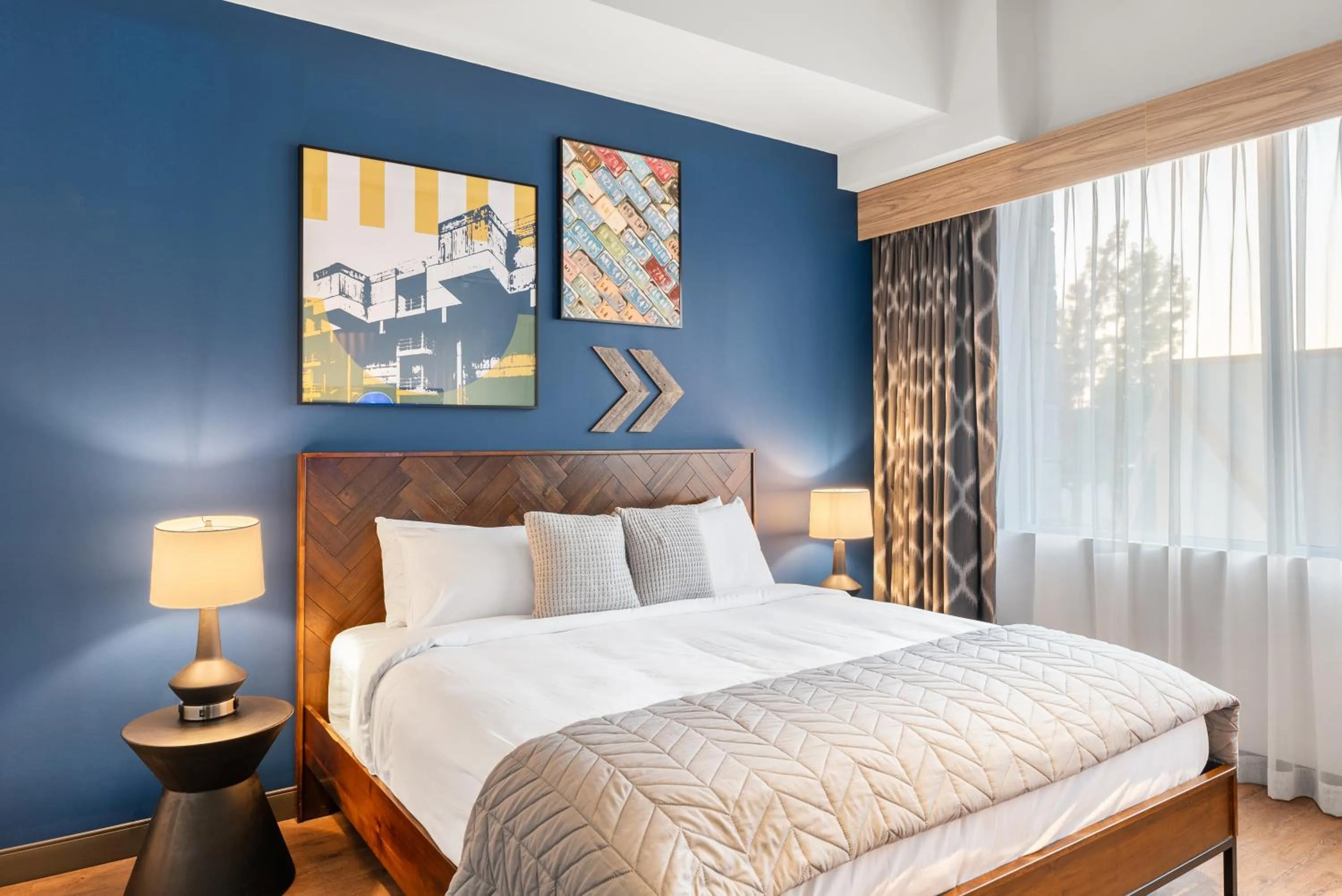 Bed in Cannery Lofts Niagara