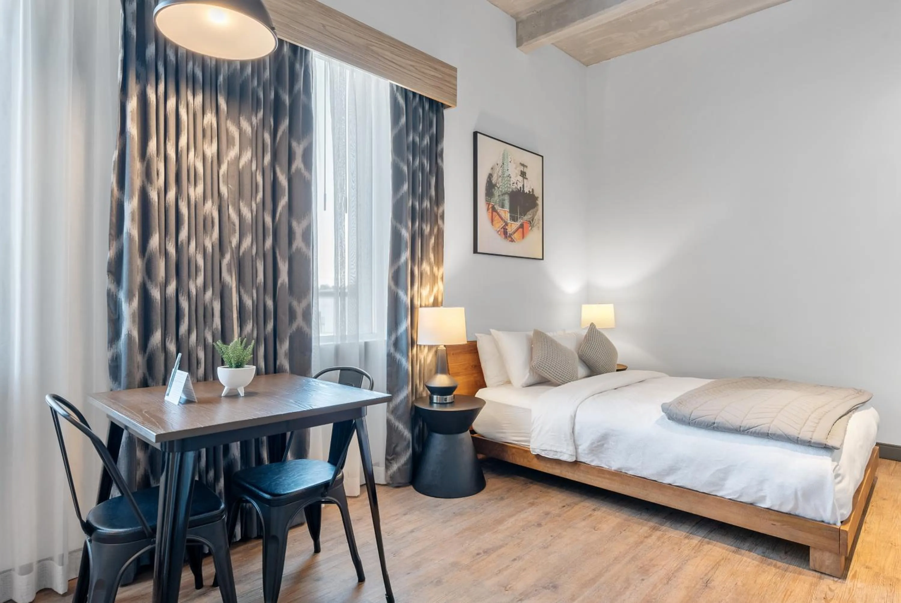 Bedroom, Bed in Cannery Lofts Niagara