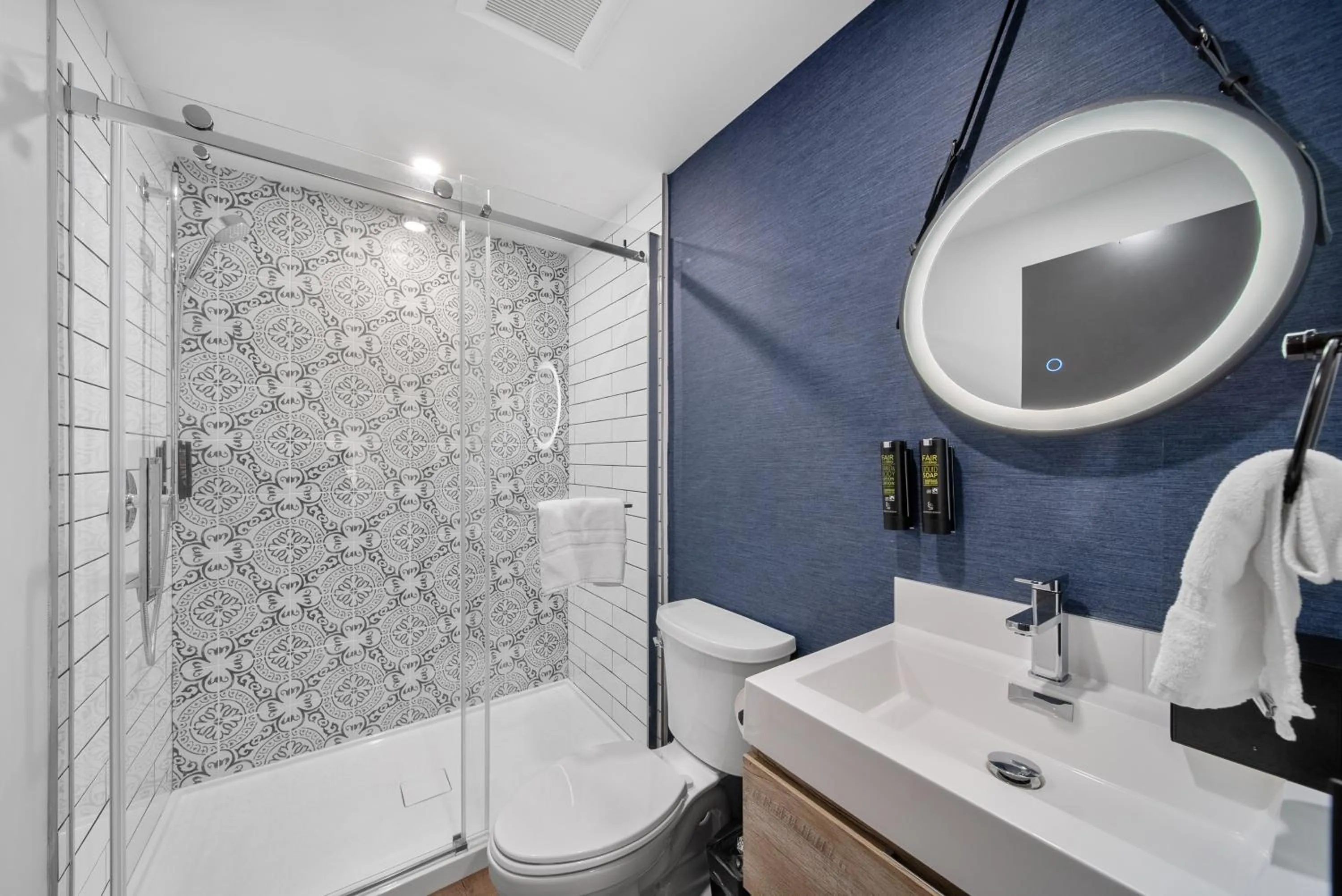 Bathroom in Cannery Lofts Niagara