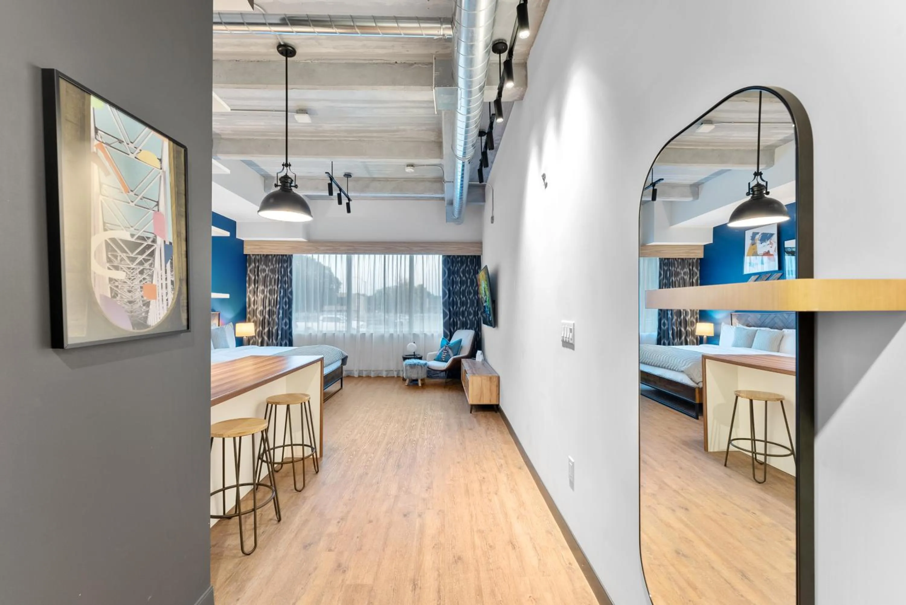 Bedroom in Cannery Lofts Niagara