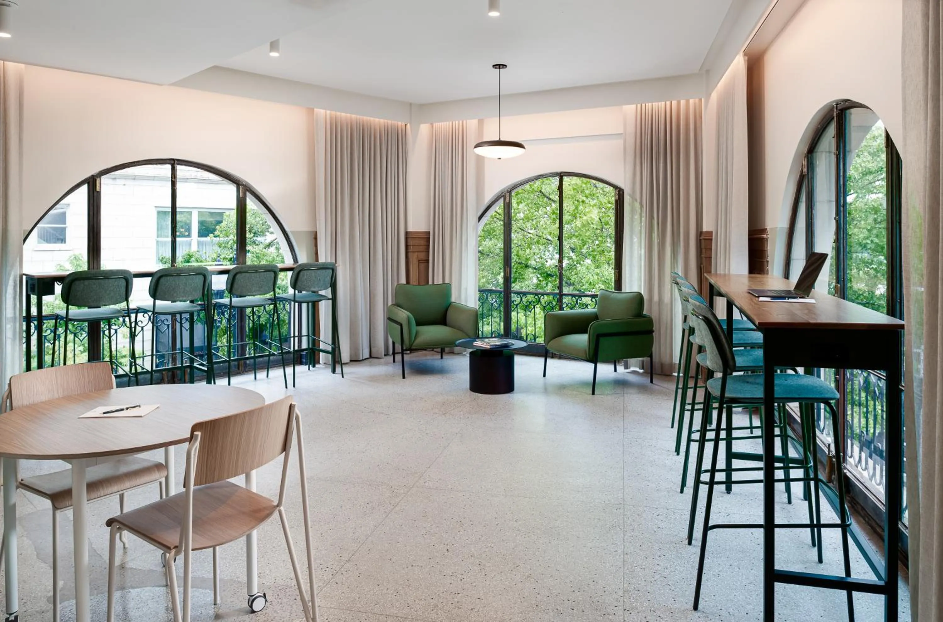 Business facilities in The Flat Iron Hotel