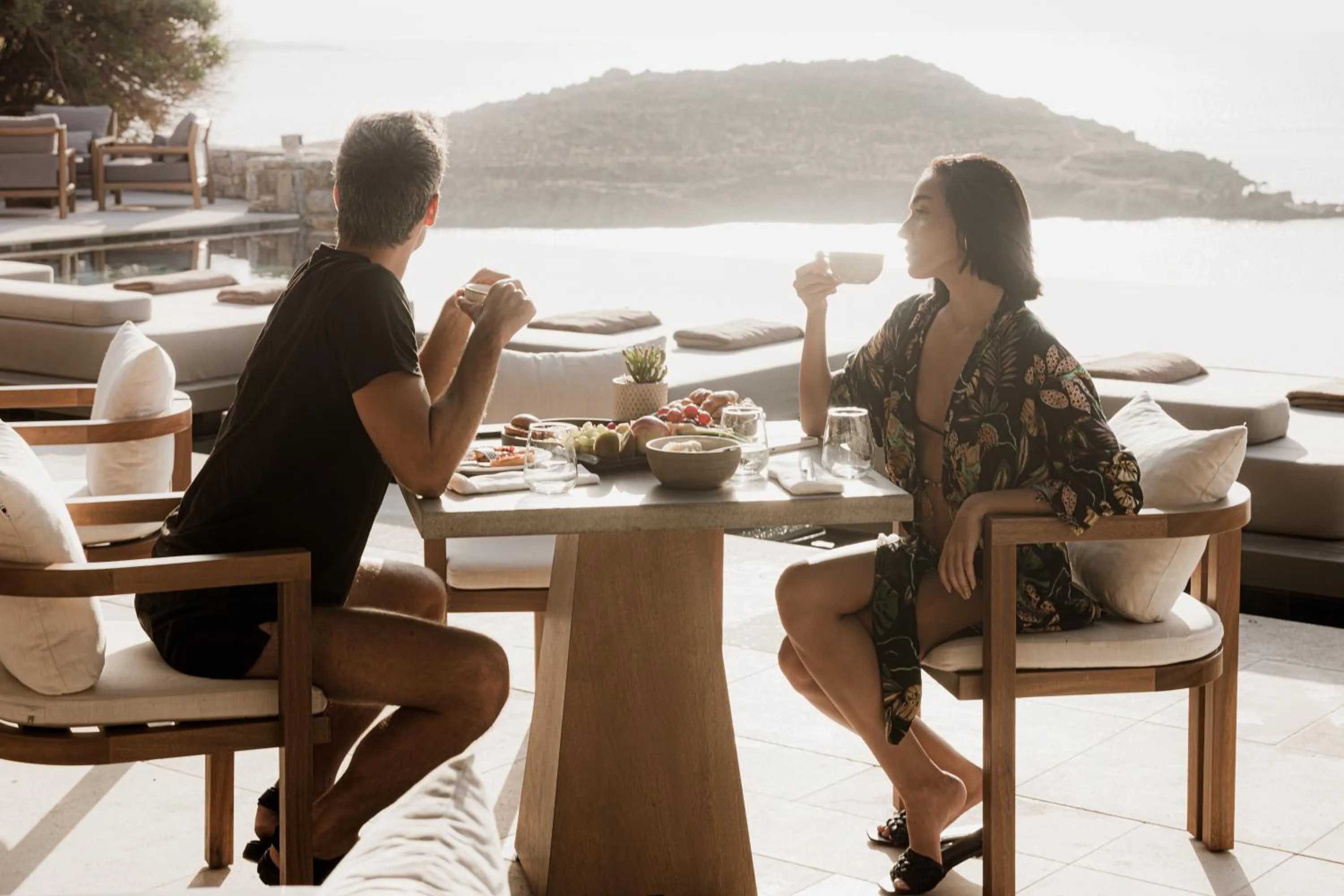 Restaurant/places to eat in Enigma Mykonos Hideaway Suites