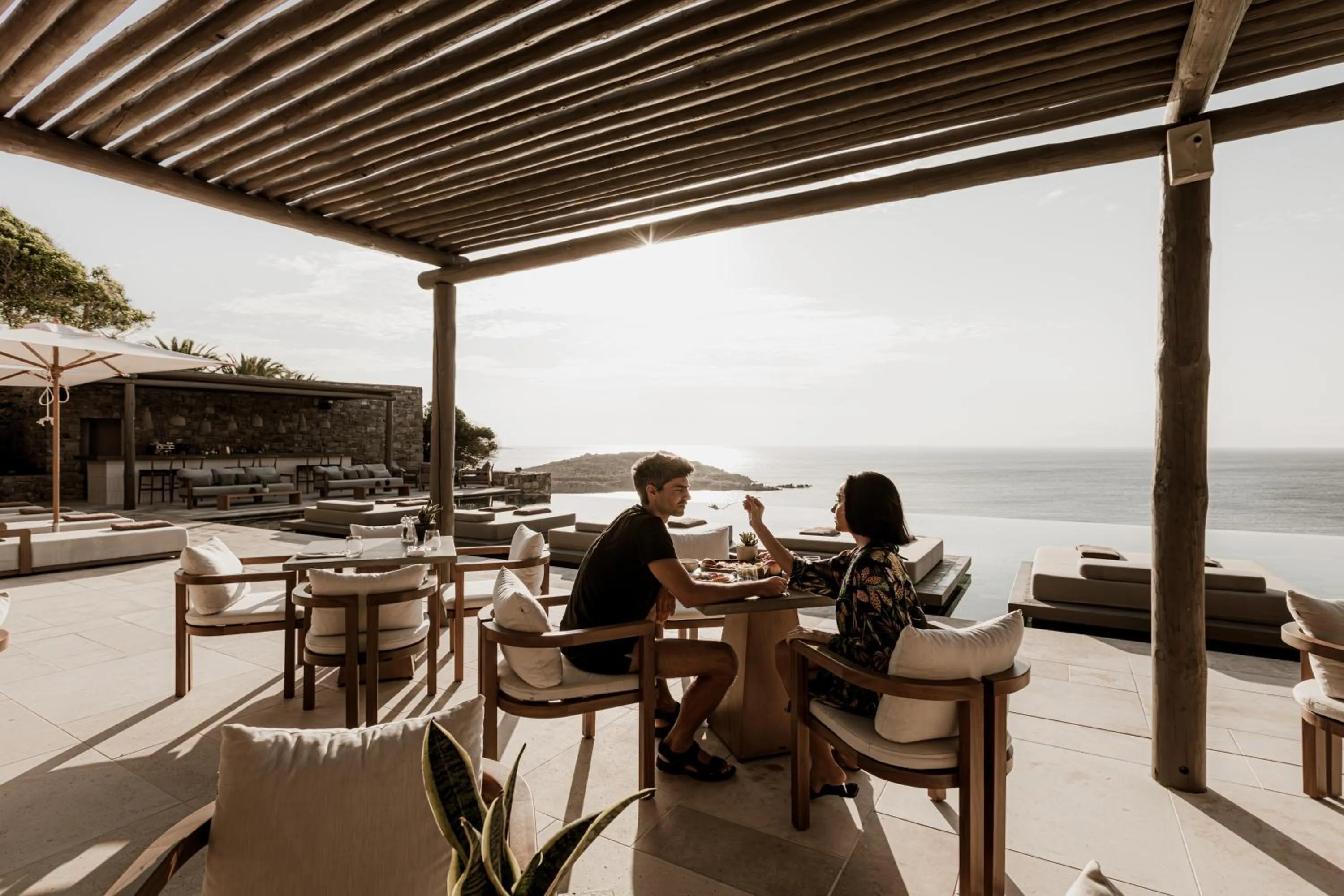 Restaurant/places to eat in Enigma Mykonos Hideaway Suites