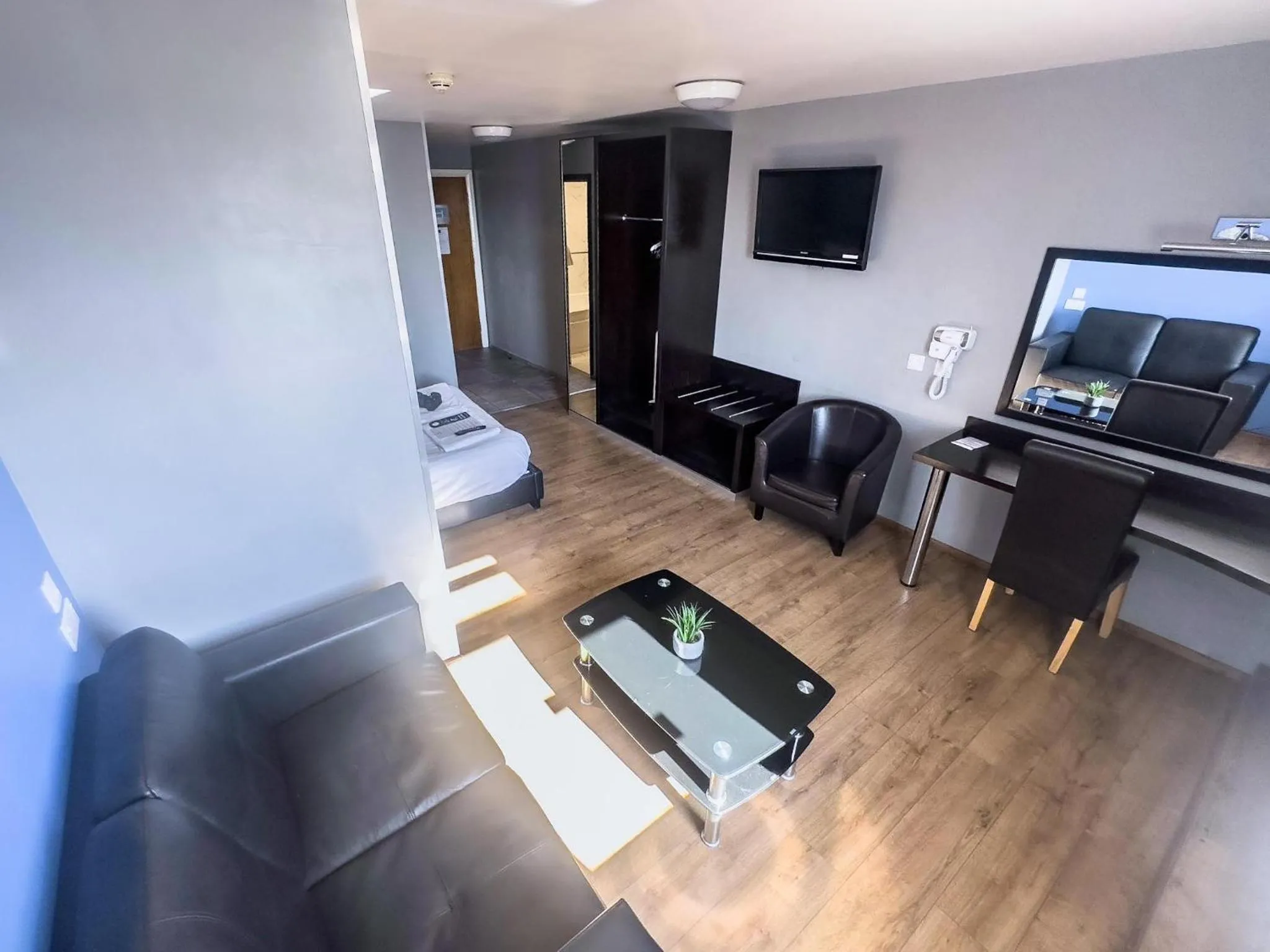 Bedroom, Bed in Gilson Hotel