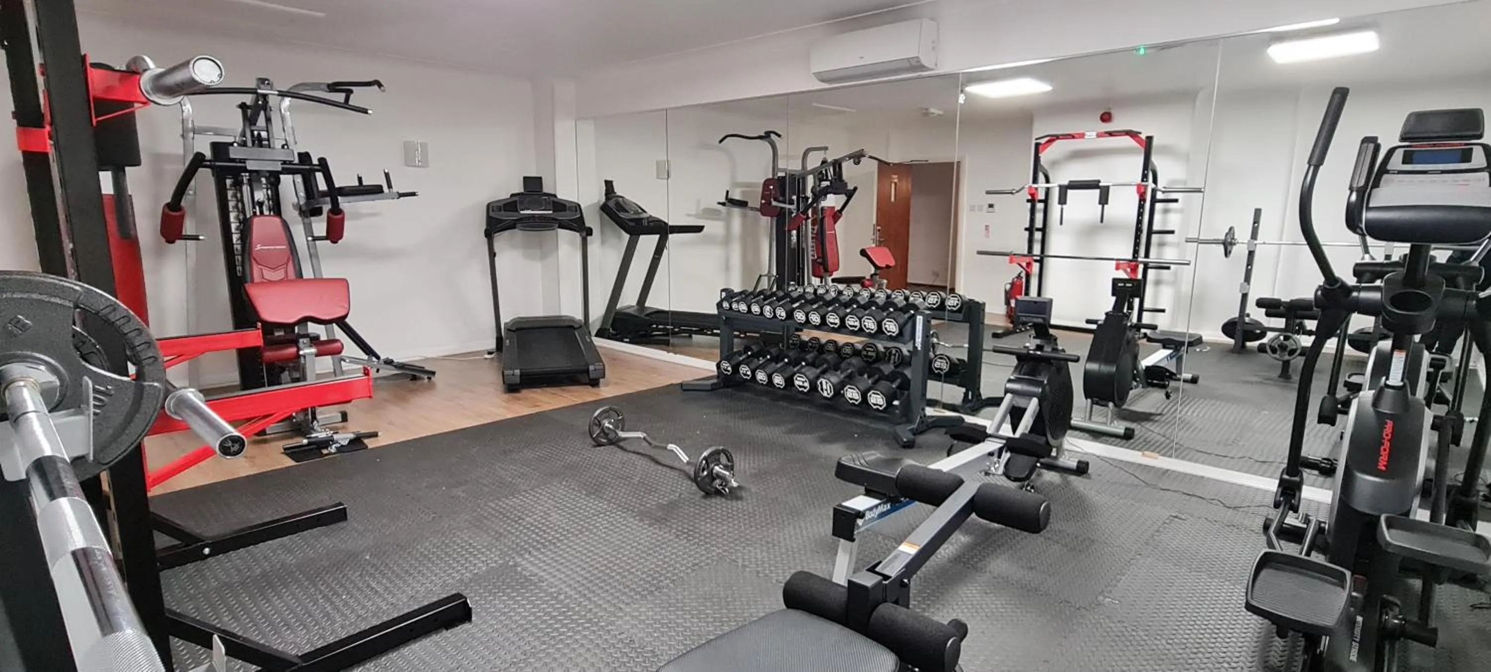 Fitness centre/facilities in Gilson Hotel