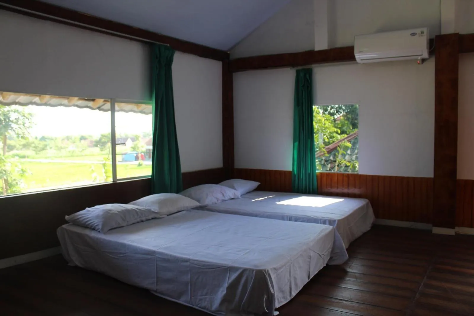 Bed in Georium Dunia