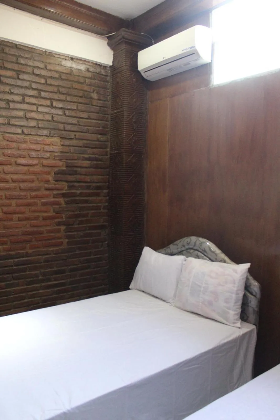 Bed in Georium Dunia