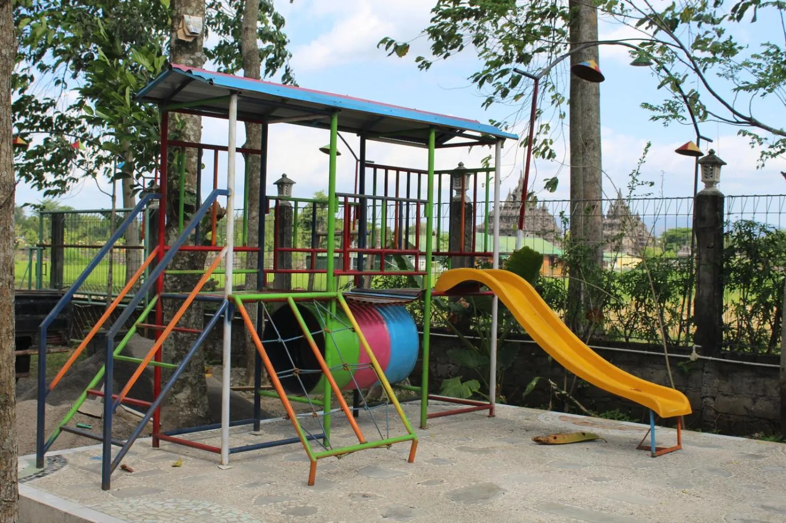Children play ground in Georium Dunia