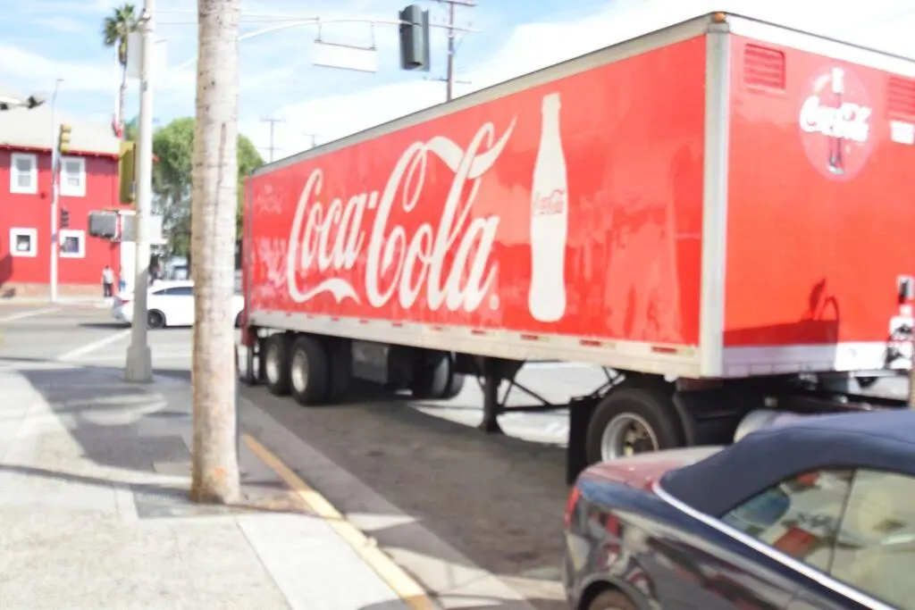Street view in Villa by the Ocean in Venice Beach