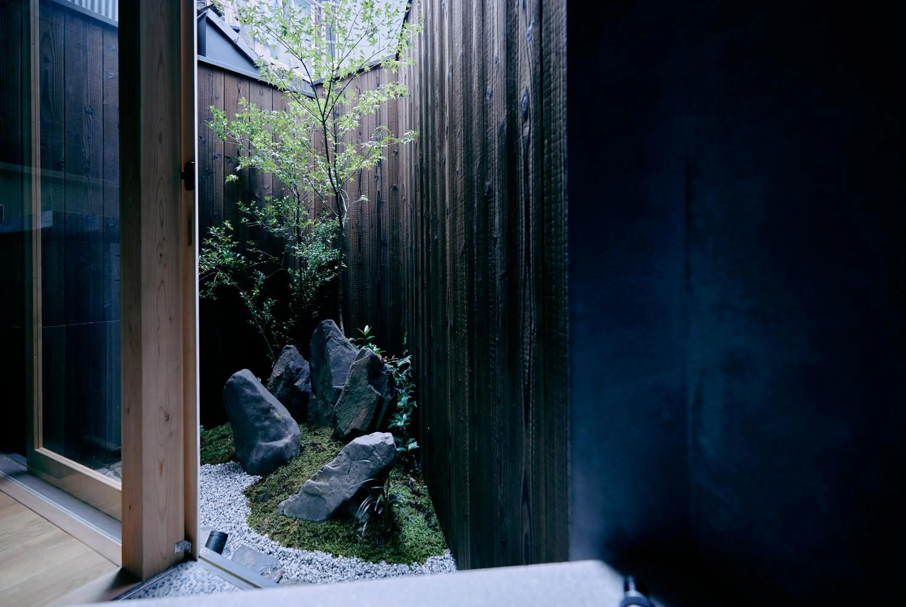 Spring in ANJIN Gion Shirakawa