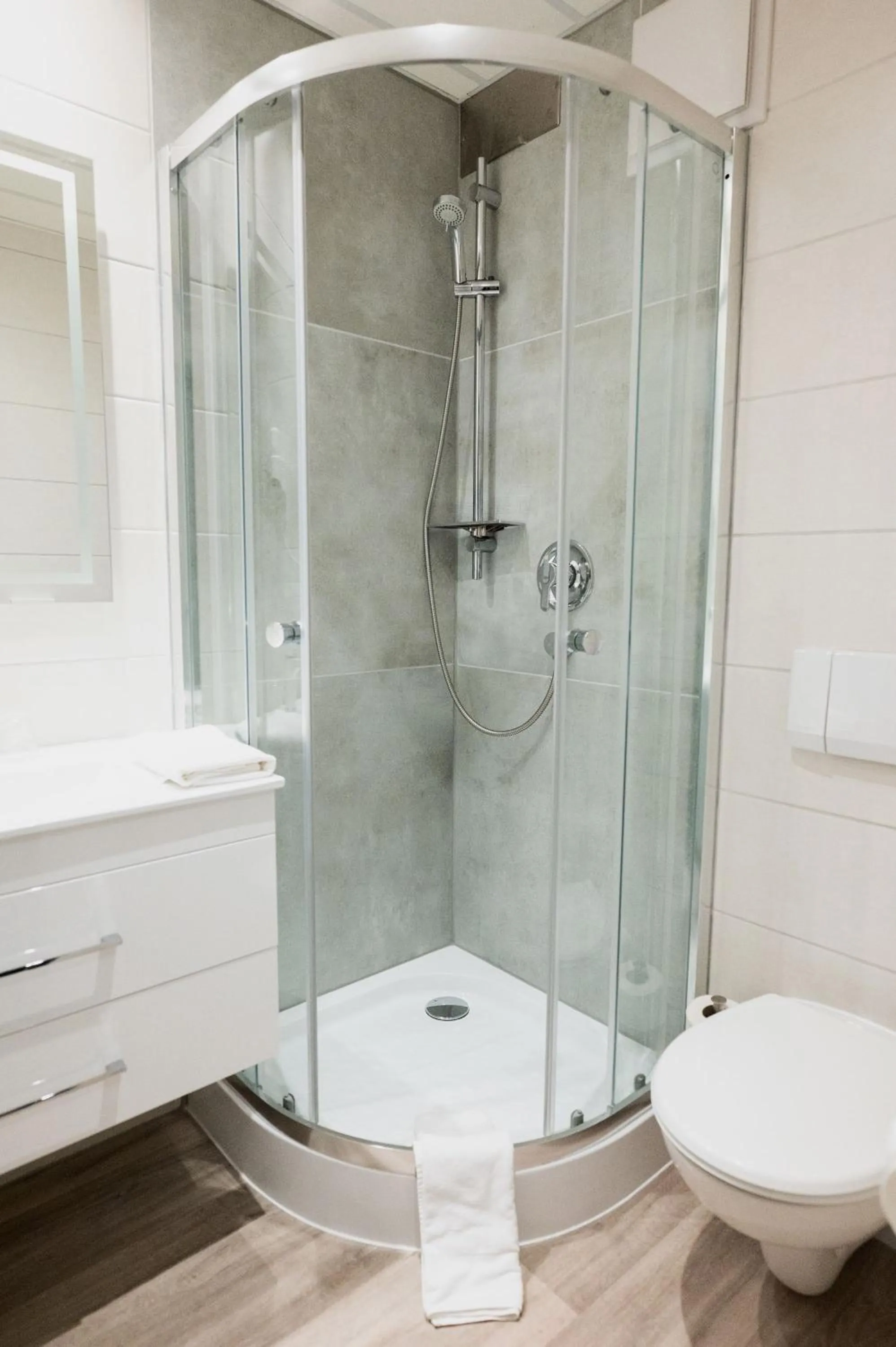 Bathroom in Hotel Landhaus Dierkow