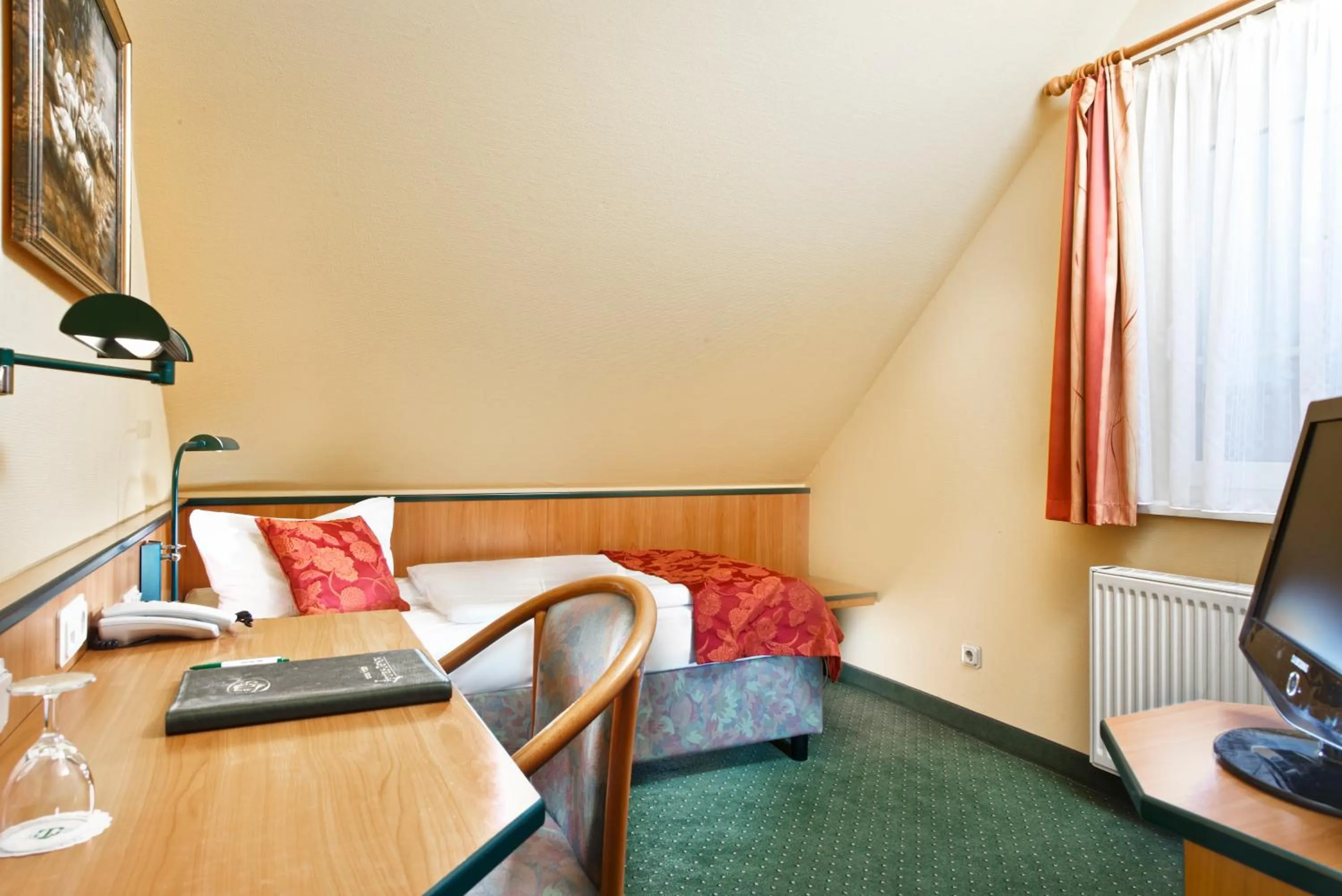 Photo of the whole room in Hotel Landhaus Dierkow