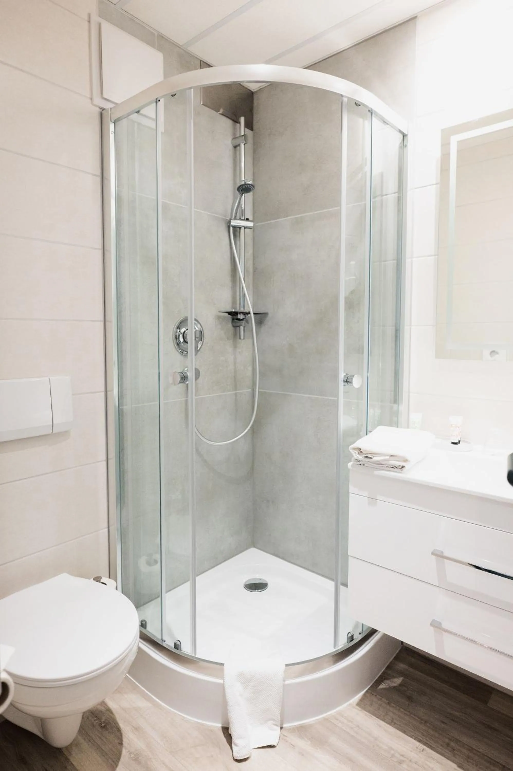 Bathroom in Hotel Landhaus Dierkow