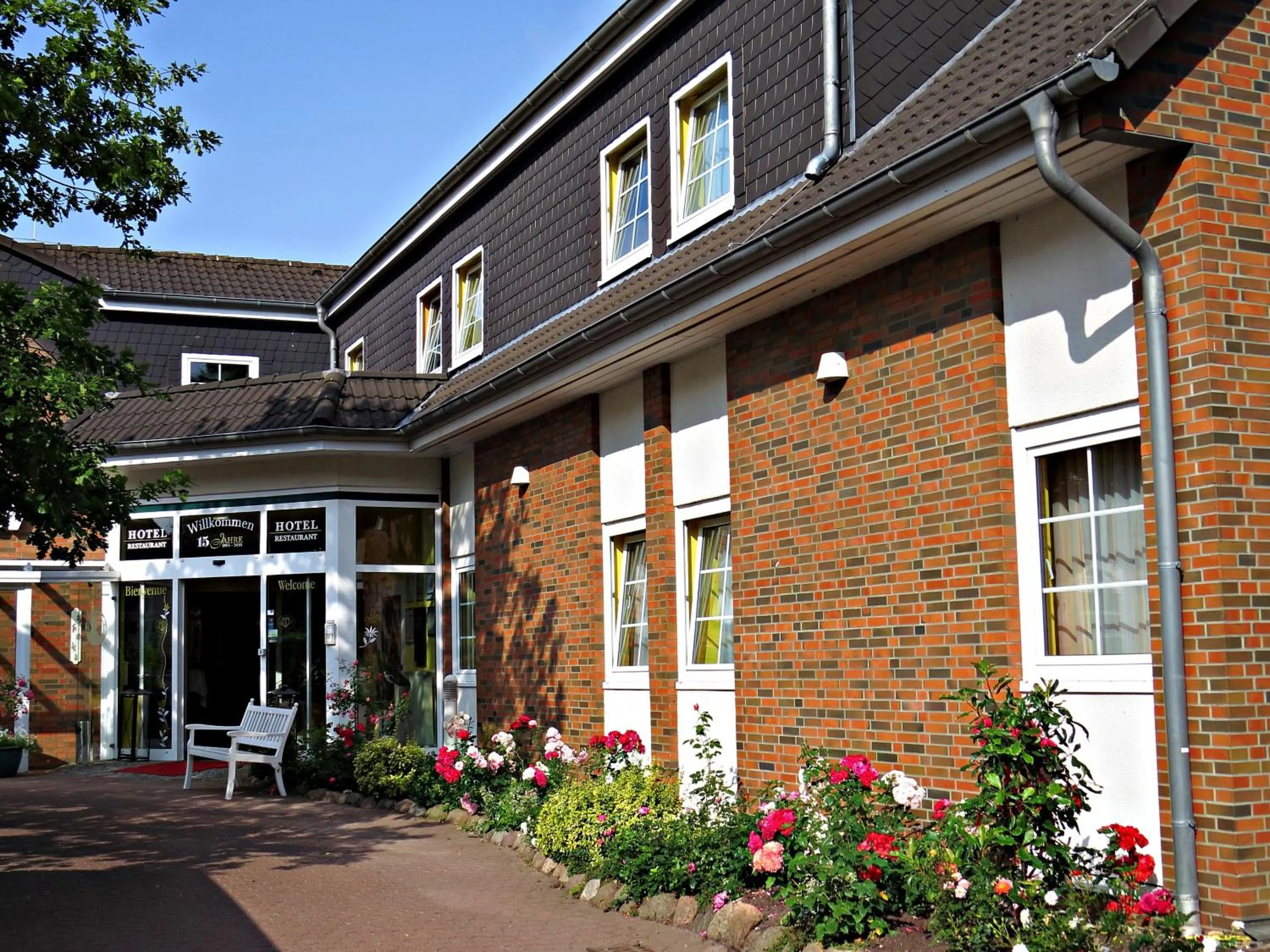 Property building in Hotel Landhaus Dierkow
