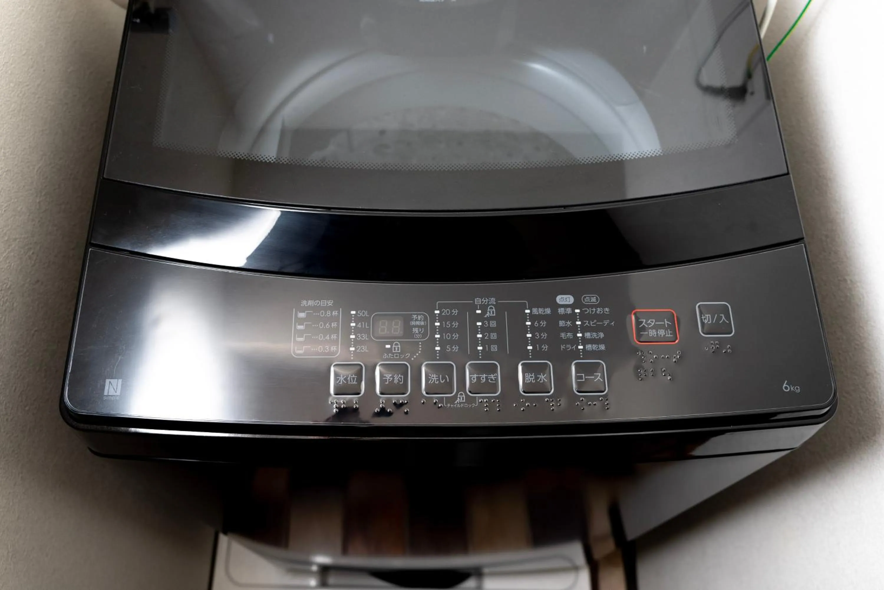 Photo of the whole room in WELLSTAY Osaka Shinimamiya Station