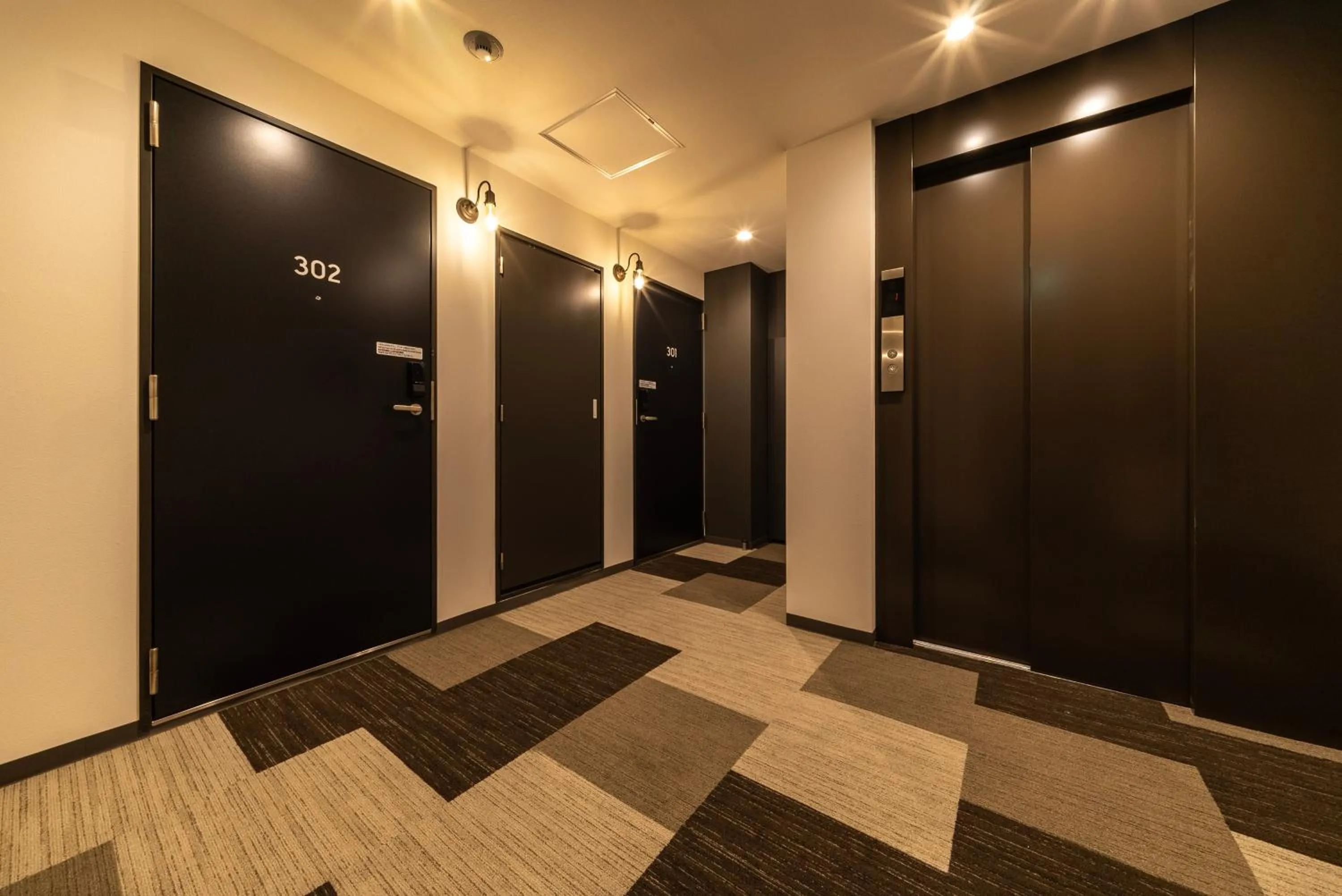 elevator in WELLSTAY Osaka Shinimamiya Station