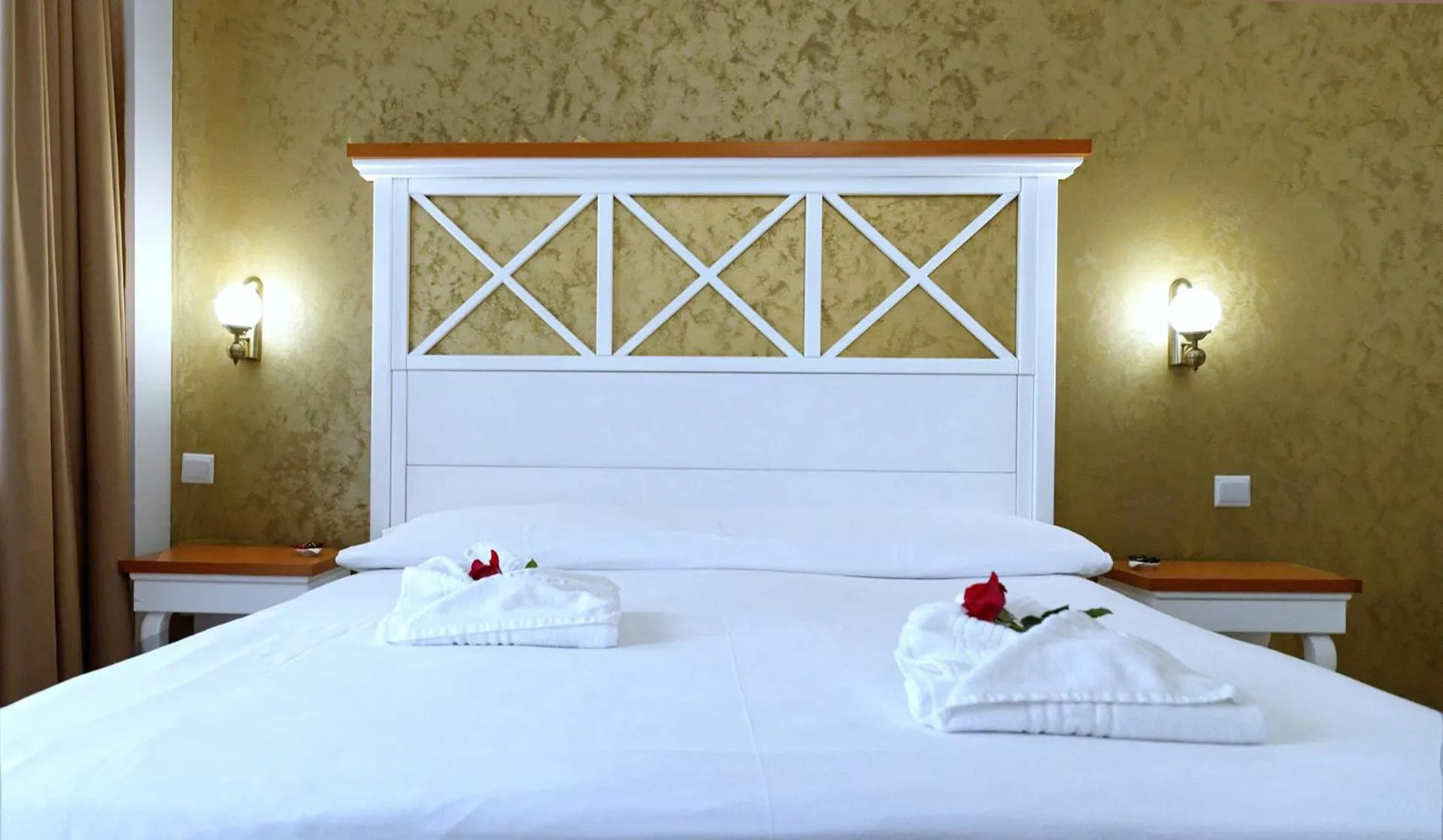 Bed in Hotel Albatros