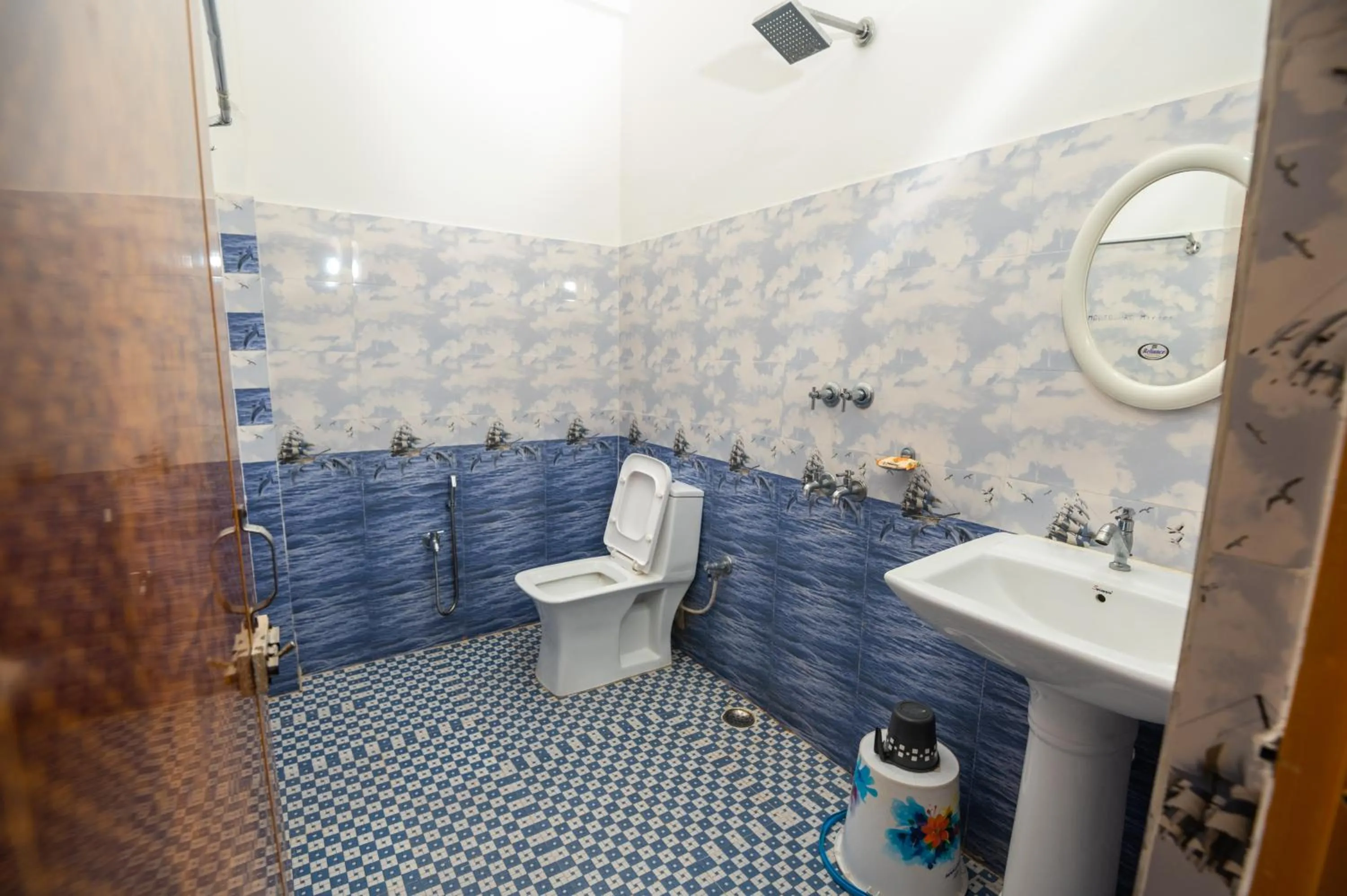 Bathroom in JUNGLE STAR MANSION