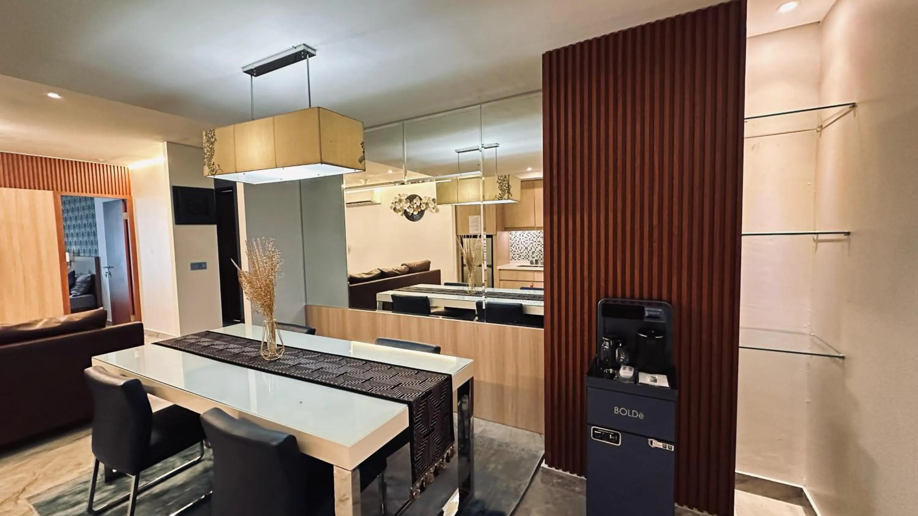 The H Tower Rasuna Suites Kuningan Jakarta By Villaloka