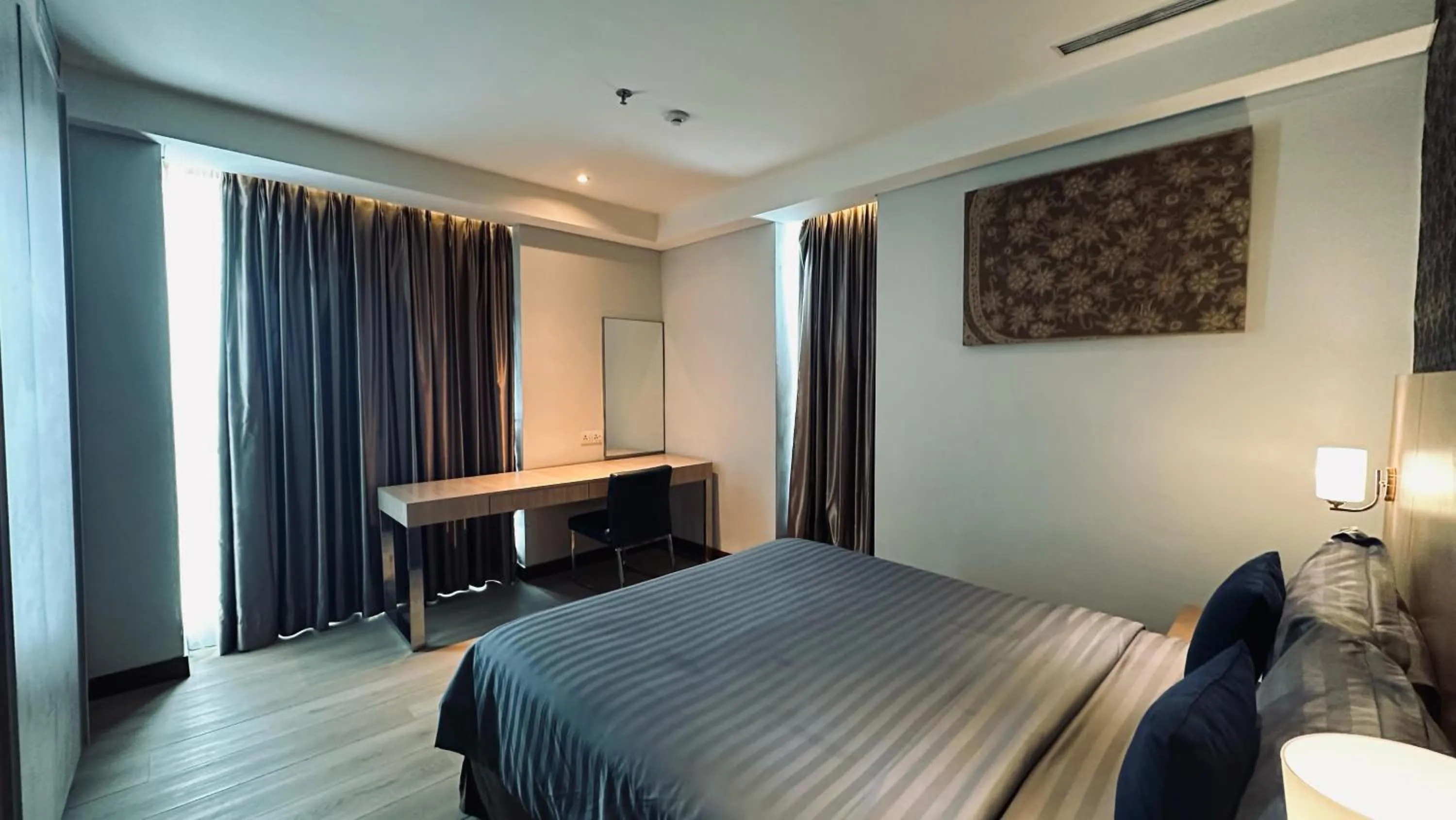 Bed in The H Tower Rasuna Suites Kuningan Jakarta By Villaloka