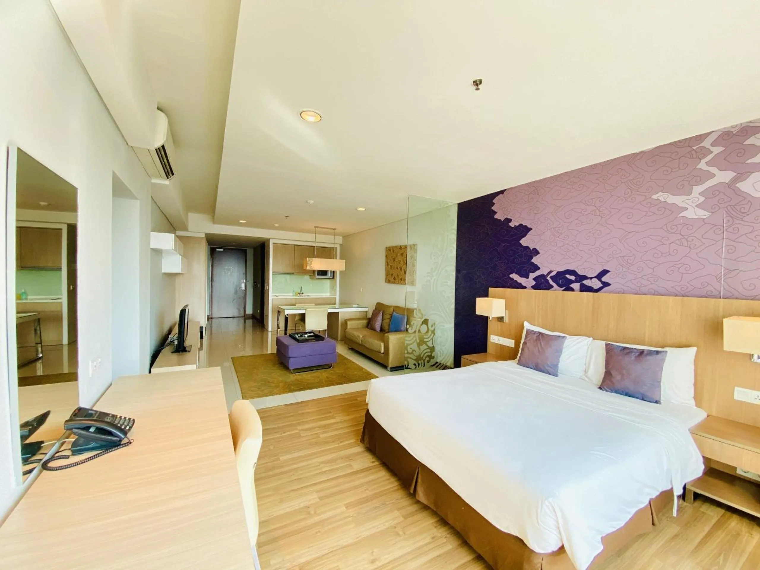 Bed in The H Tower Rasuna Suites Kuningan Jakarta By Villaloka