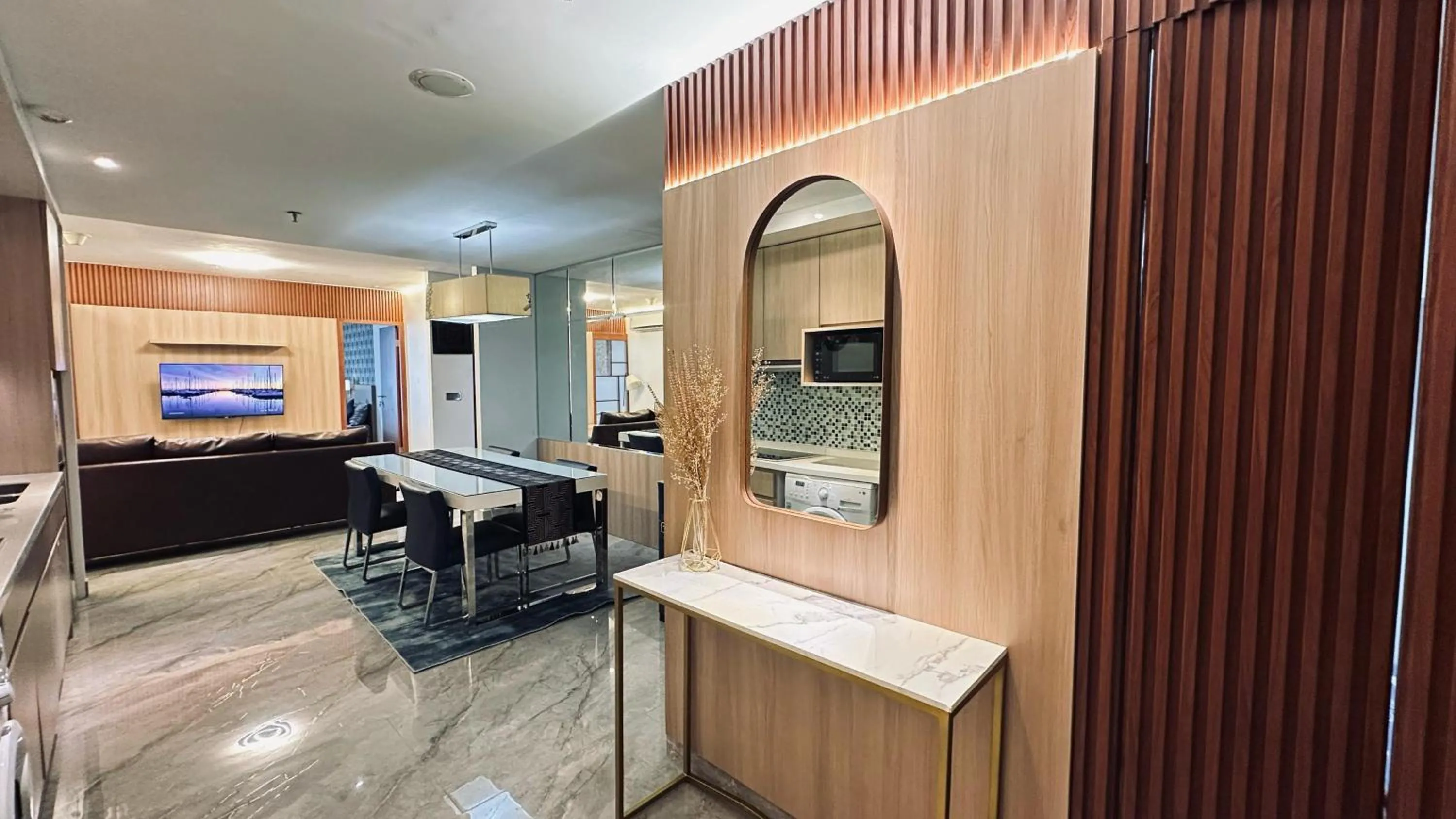 The H Tower Rasuna Suites Kuningan Jakarta By Villaloka