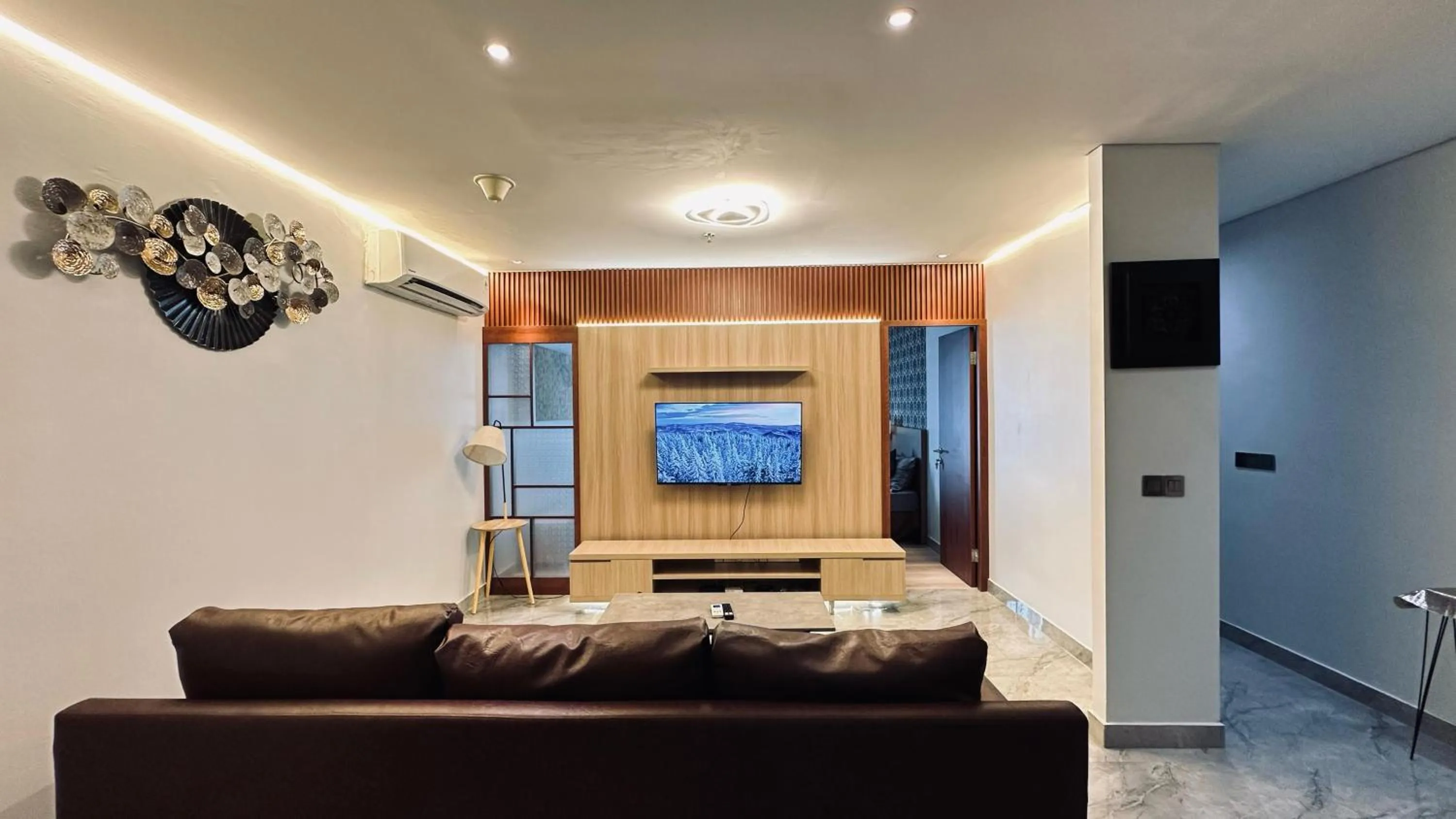 The H Tower Rasuna Suites Kuningan Jakarta By Villaloka