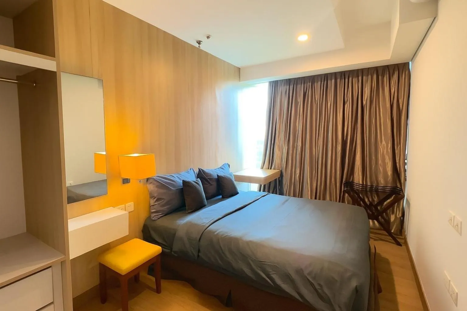 Bed in The H Tower Rasuna Suites Kuningan Jakarta By Villaloka